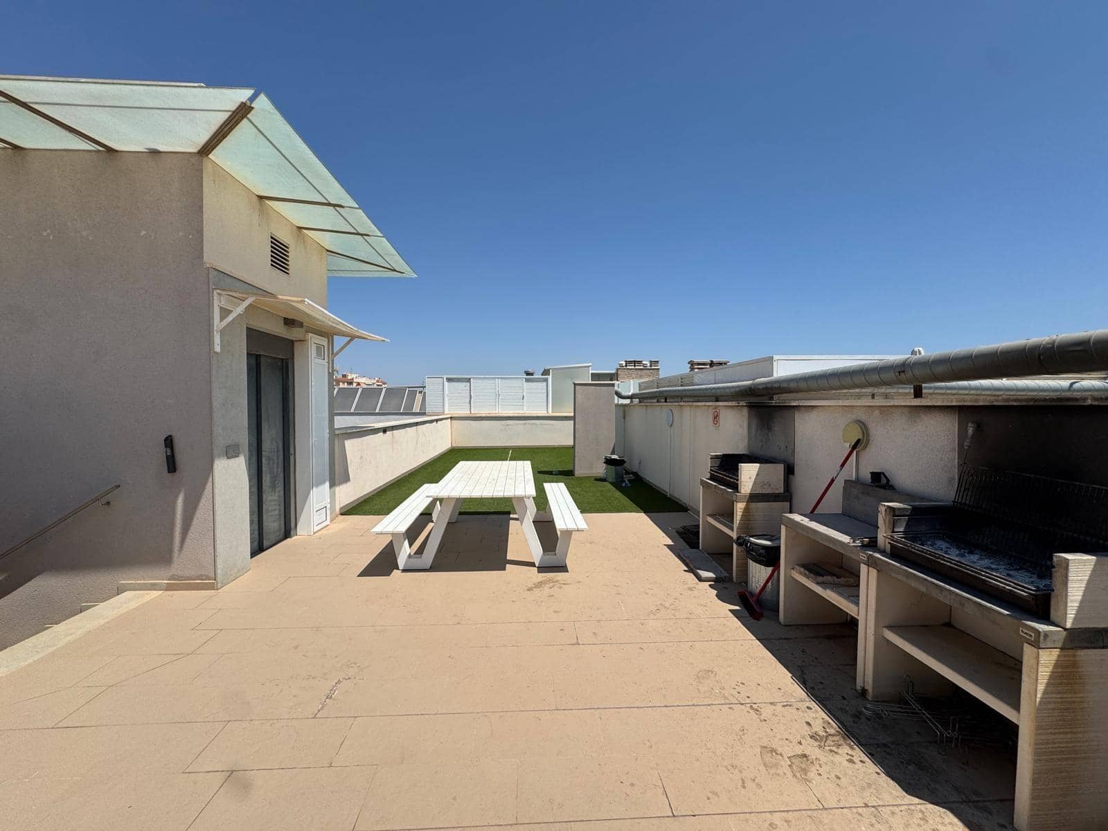 4 soverom Penthouse til salgs i Torrevieja med svømmebasseng - € 529 900 (Ref: 9427215)