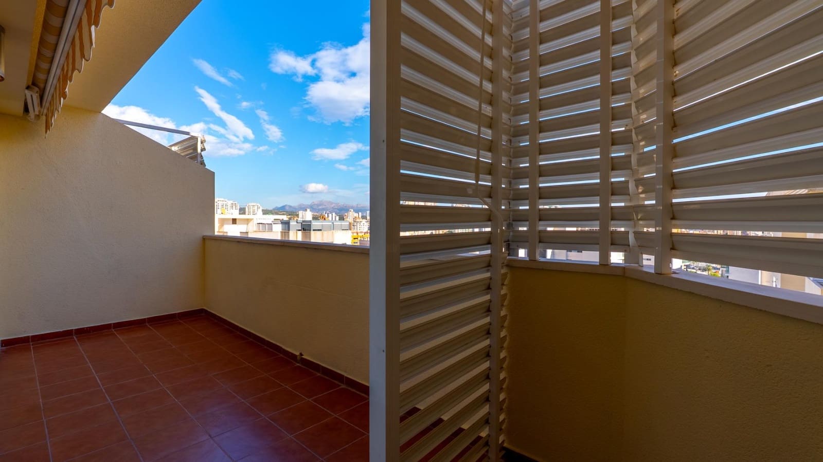 3 quarto Penthouse para venda em La Villajoyosa / Vila Joiosa com piscina garagem - 269 900 € (Ref: 9431273)