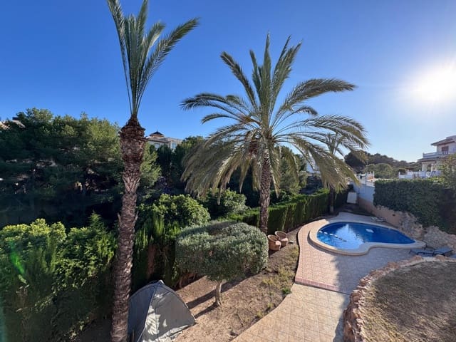 5 Zimmer Villa zu verkaufen in Lomas de Cabo Roig - Los Dolses, Orihuela mit Pool - 425.000 € (Ref: 9431274)