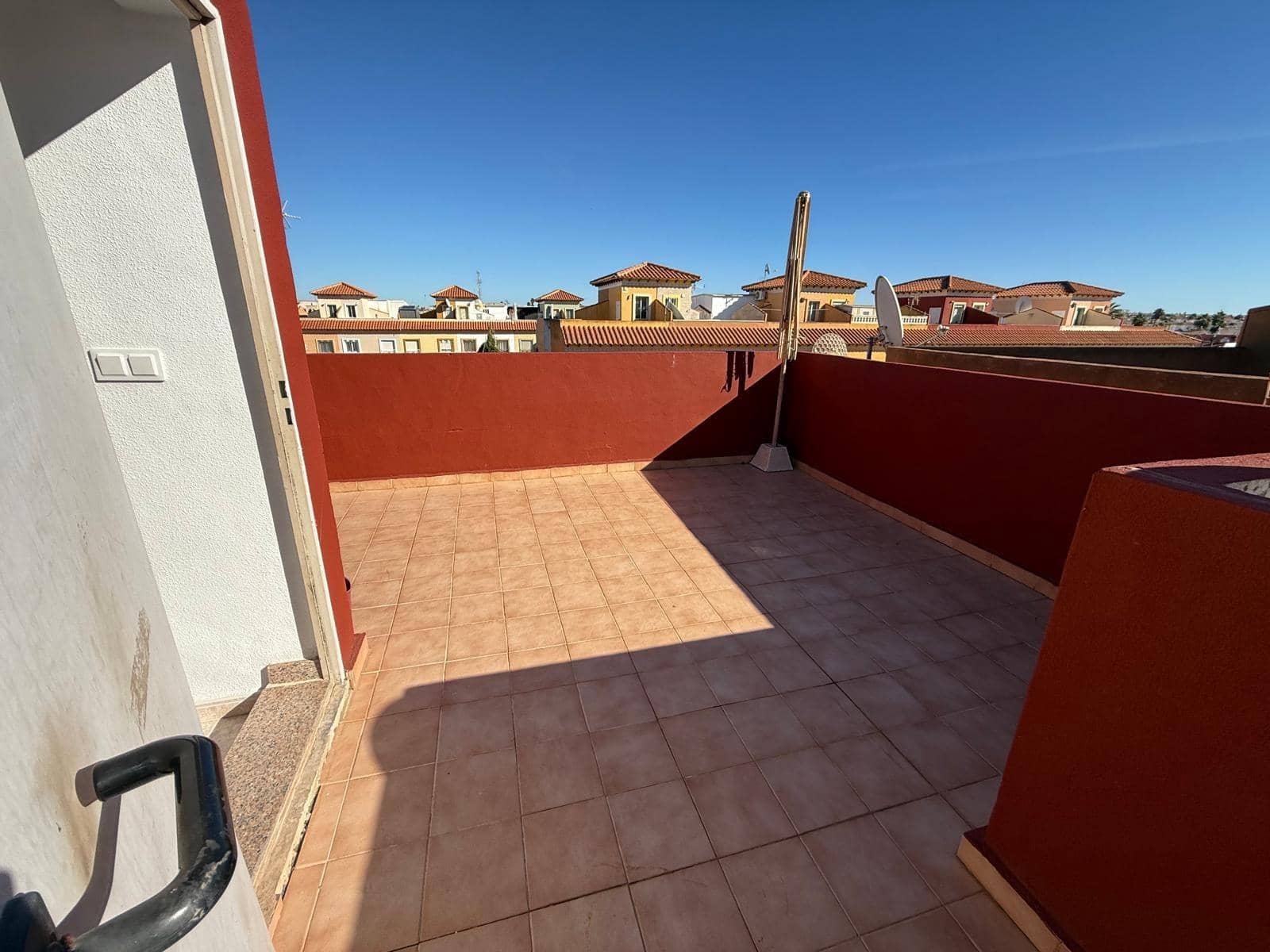 3 quarto Apartamento para venda em Torrevieja com piscina - 160 000 € (Ref: 9436245)