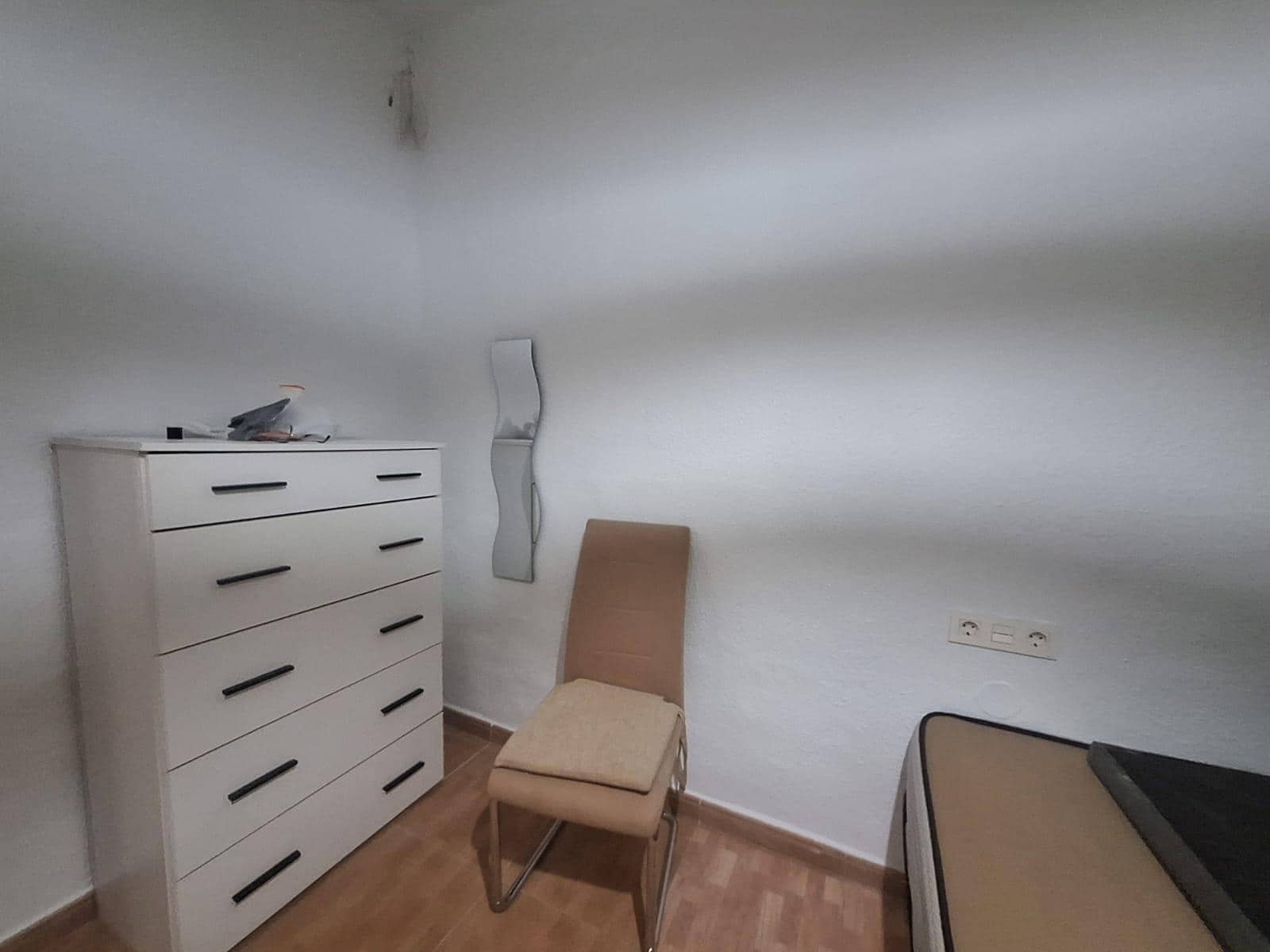 3 makuuhuone Asunto myytävänä paikassa Alicante kaupunki - 147 000 € (Ref: 9436248)