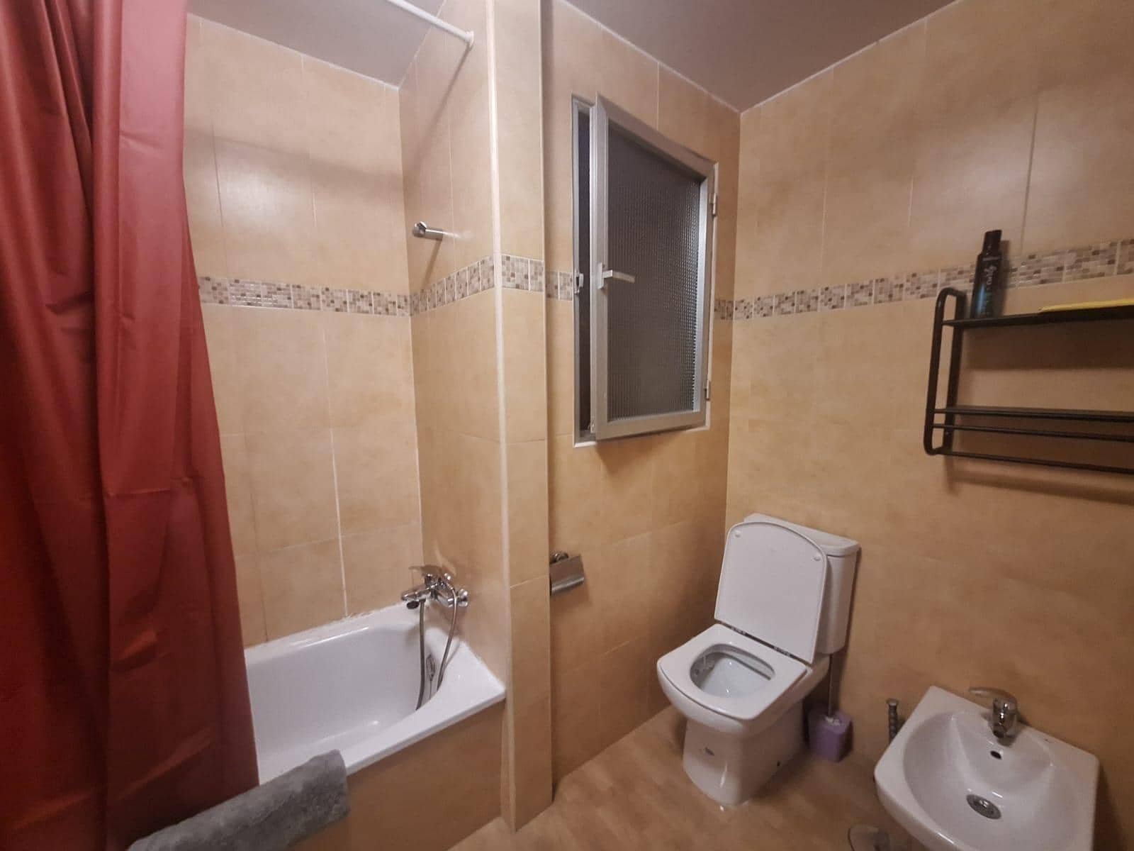 3 makuuhuone Asunto myytävänä paikassa Alicante kaupunki - 147 000 € (Ref: 9436248)