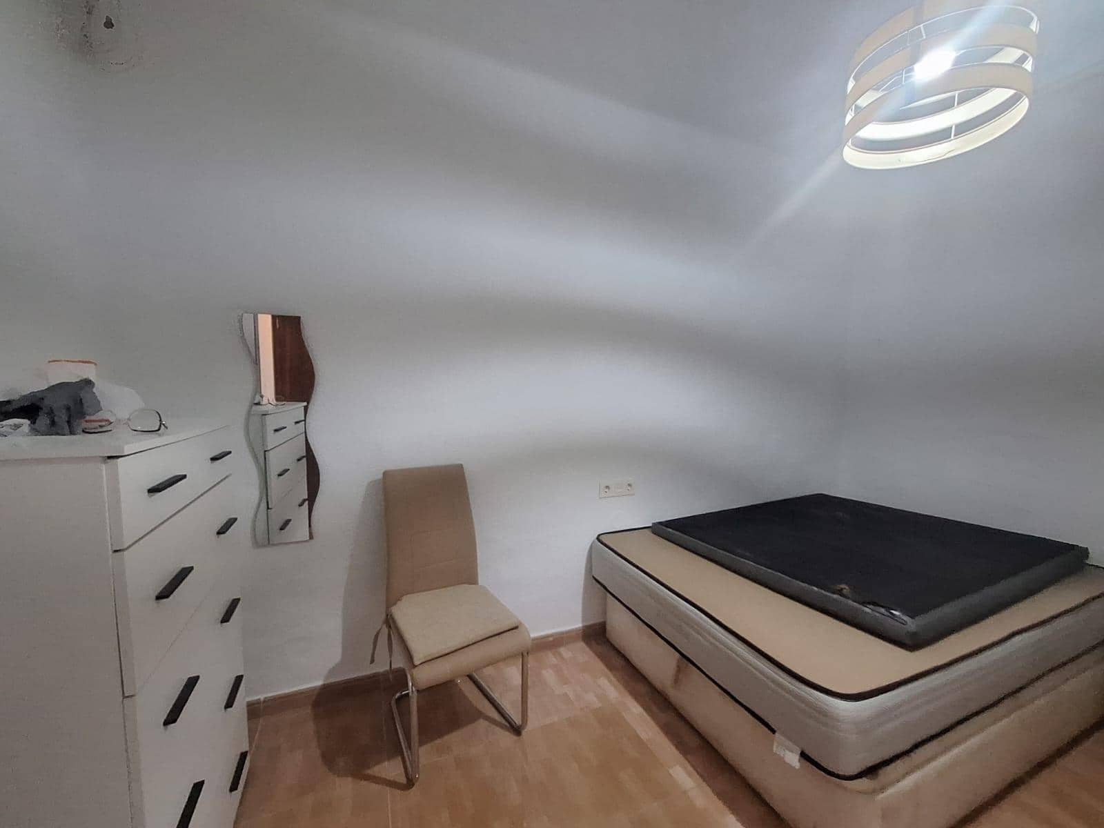 3 makuuhuone Asunto myytävänä paikassa Alicante kaupunki - 147 000 € (Ref: 9436248)