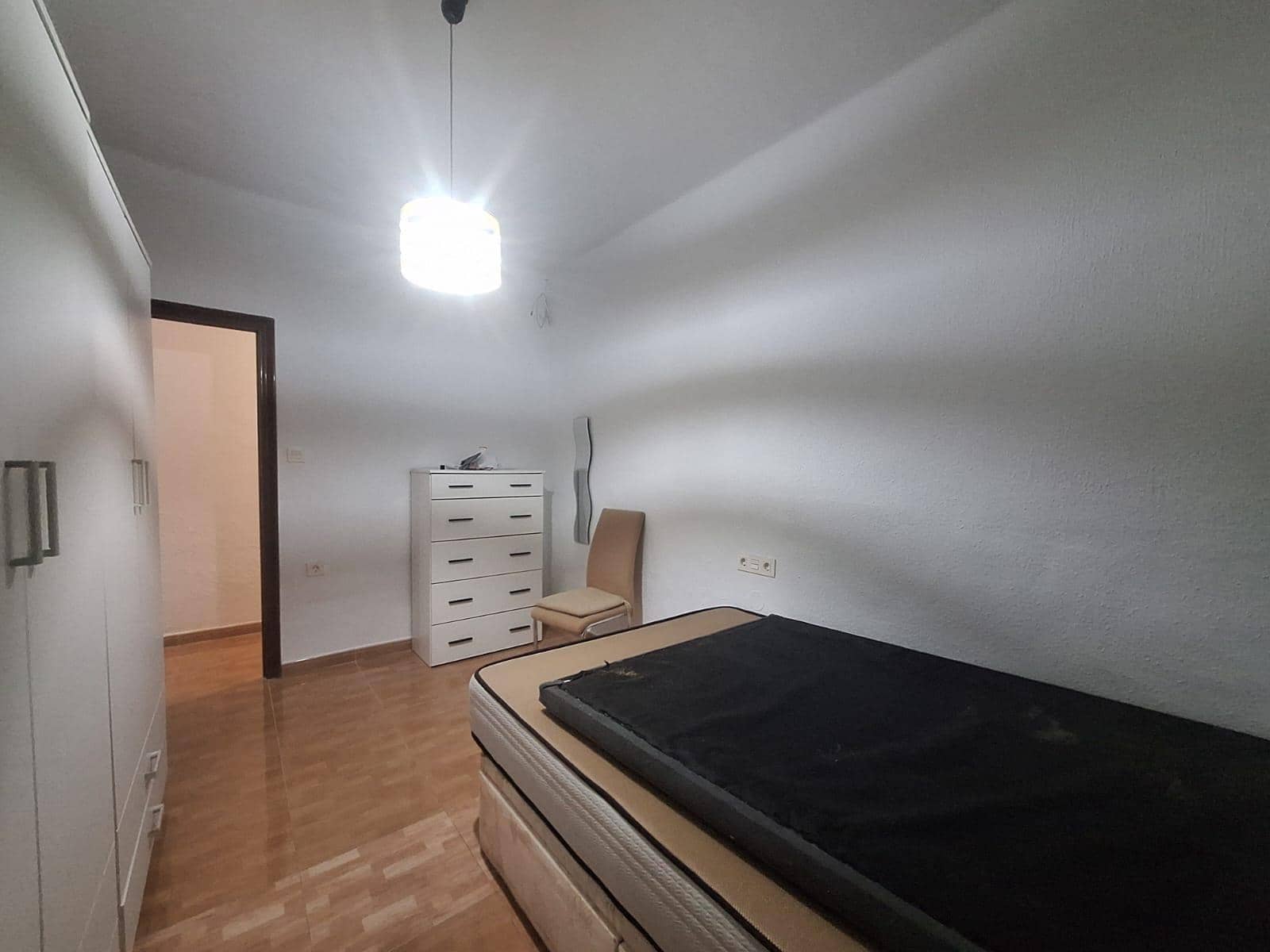 3 makuuhuone Asunto myytävänä paikassa Alicante kaupunki - 147 000 € (Ref: 9436248)