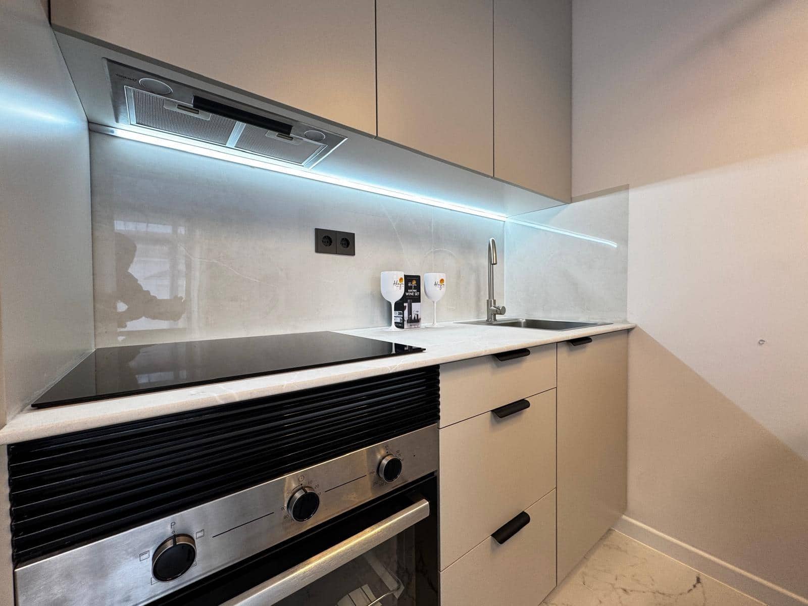 Bungalow de 1 habitación en Torrevieja en venta - 125.000 € (Ref: 9437814)