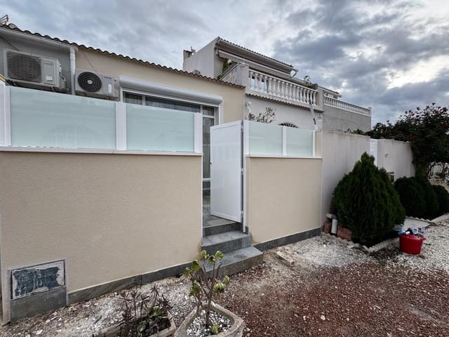 Bungalow de 1 habitación en El Chaparral - La Siesta - La Torreta, Torrevieja en venta - 125.000 € (Ref: 9437814)