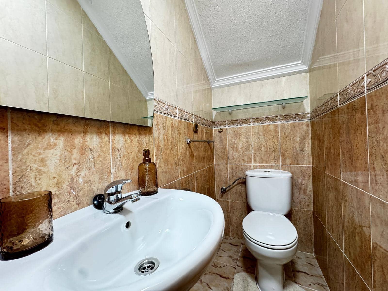 2 sypialnia Dom szeregowy na sprzedaż w Orihuela Costa z basenem - 245 000 € (Ref: 9437815)