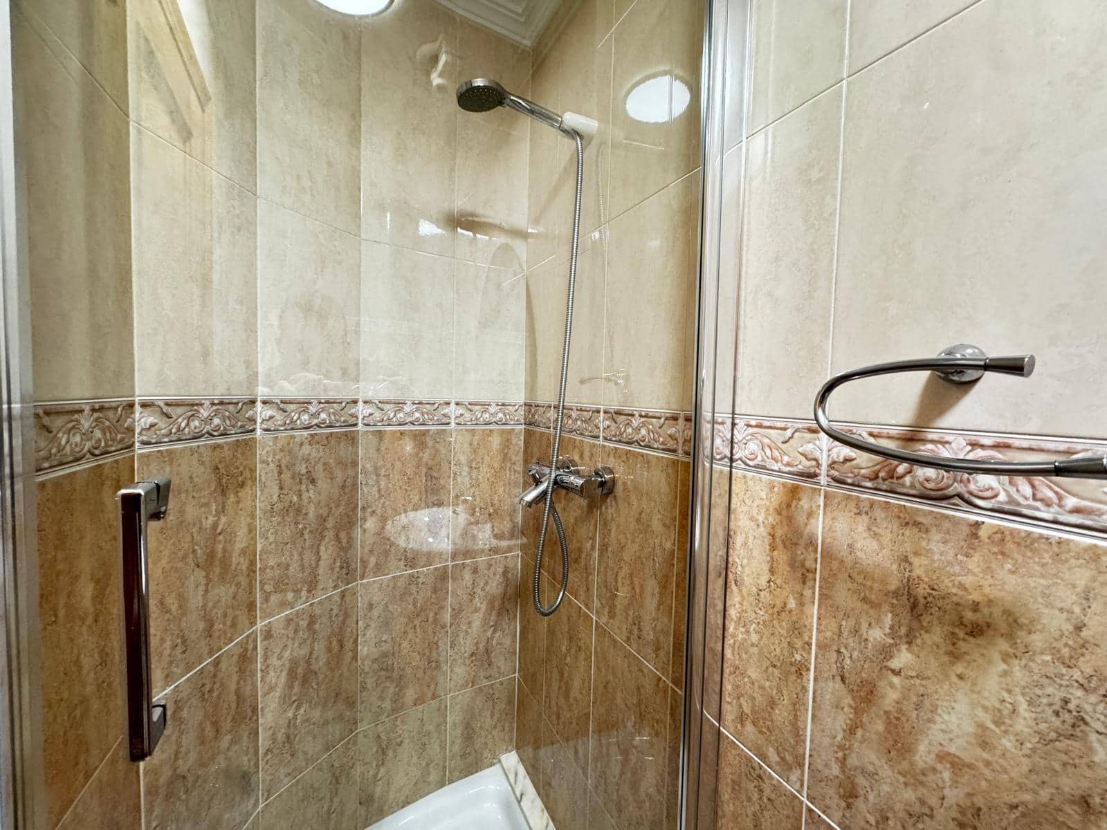 2 sypialnia Dom szeregowy na sprzedaż w Orihuela Costa z basenem - 245 000 € (Ref: 9437815)