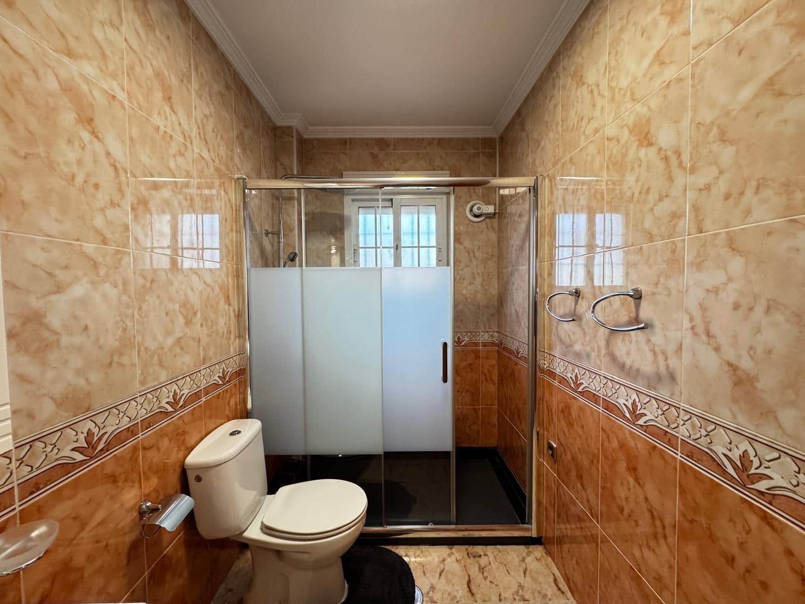 2 sypialnia Dom szeregowy na sprzedaż w Orihuela Costa z basenem - 245 000 € (Ref: 9437815)