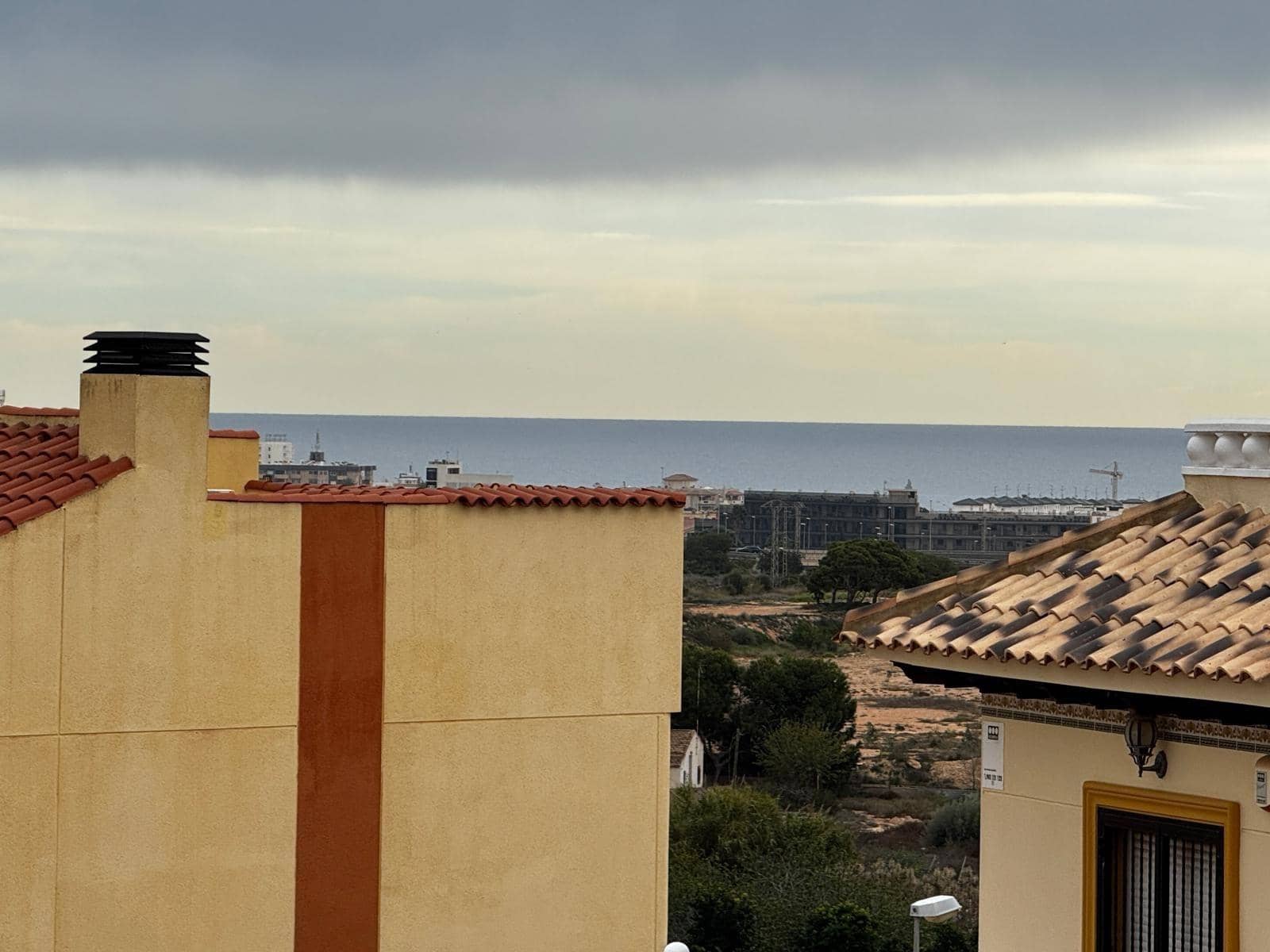 2 sypialnia Dom szeregowy na sprzedaż w Orihuela Costa z basenem - 245 000 € (Ref: 9437815)