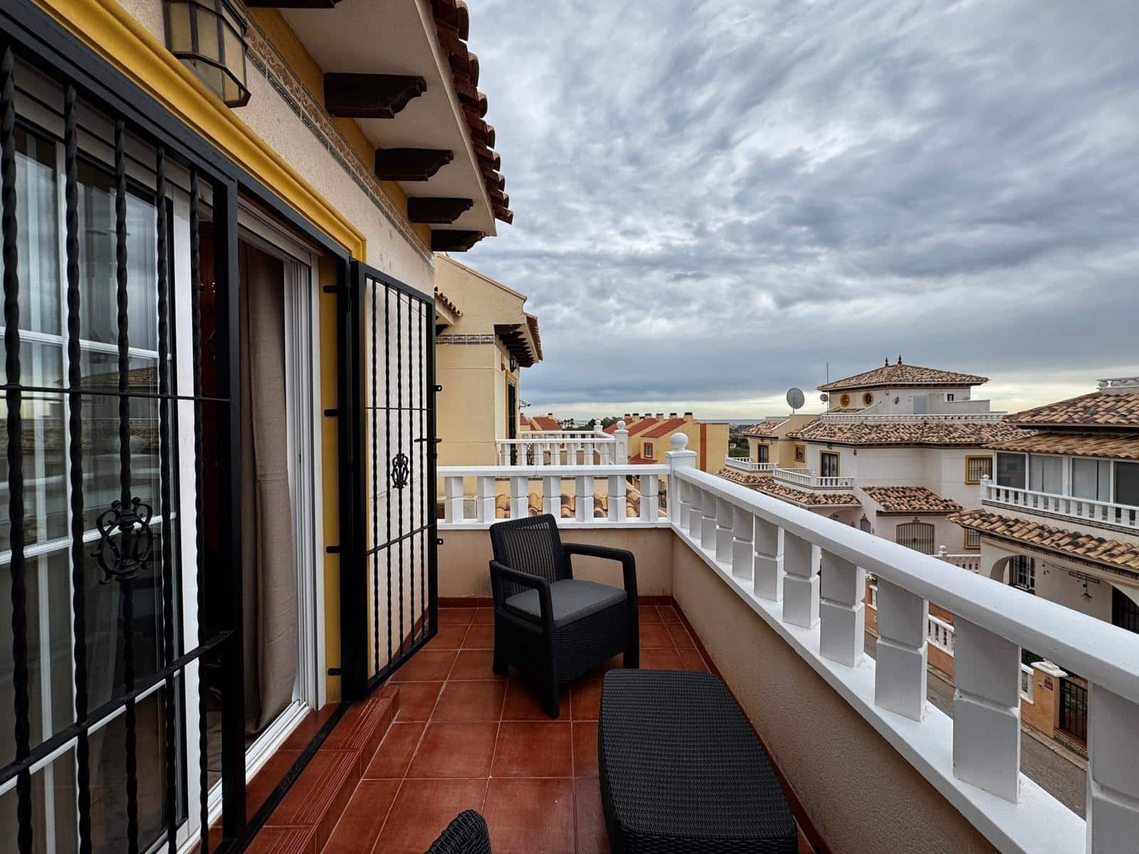 2 sypialnia Dom szeregowy na sprzedaż w Orihuela Costa z basenem - 245 000 € (Ref: 9437815)