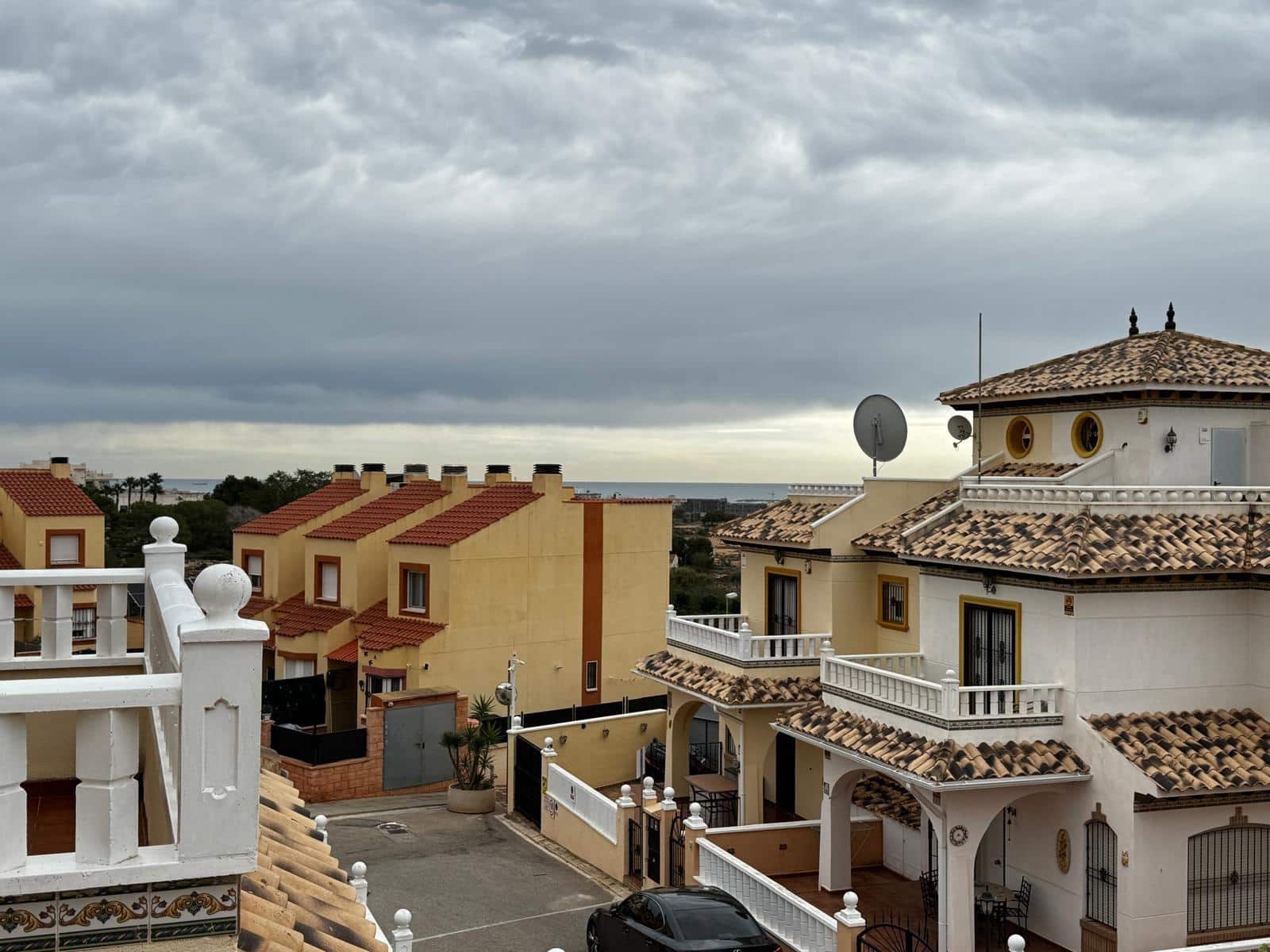 2 sypialnia Dom szeregowy na sprzedaż w Orihuela Costa z basenem - 245 000 € (Ref: 9437815)