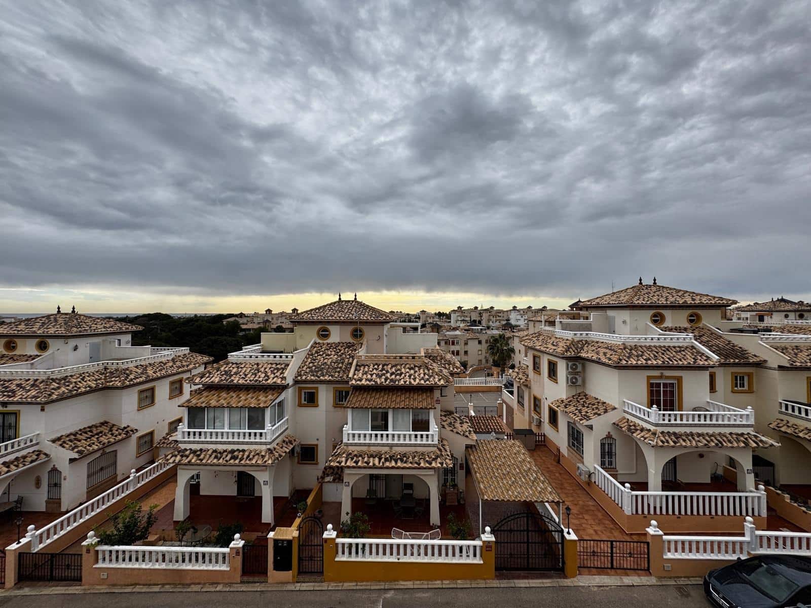 2 sypialnia Dom szeregowy na sprzedaż w Orihuela Costa z basenem - 245 000 € (Ref: 9437815)