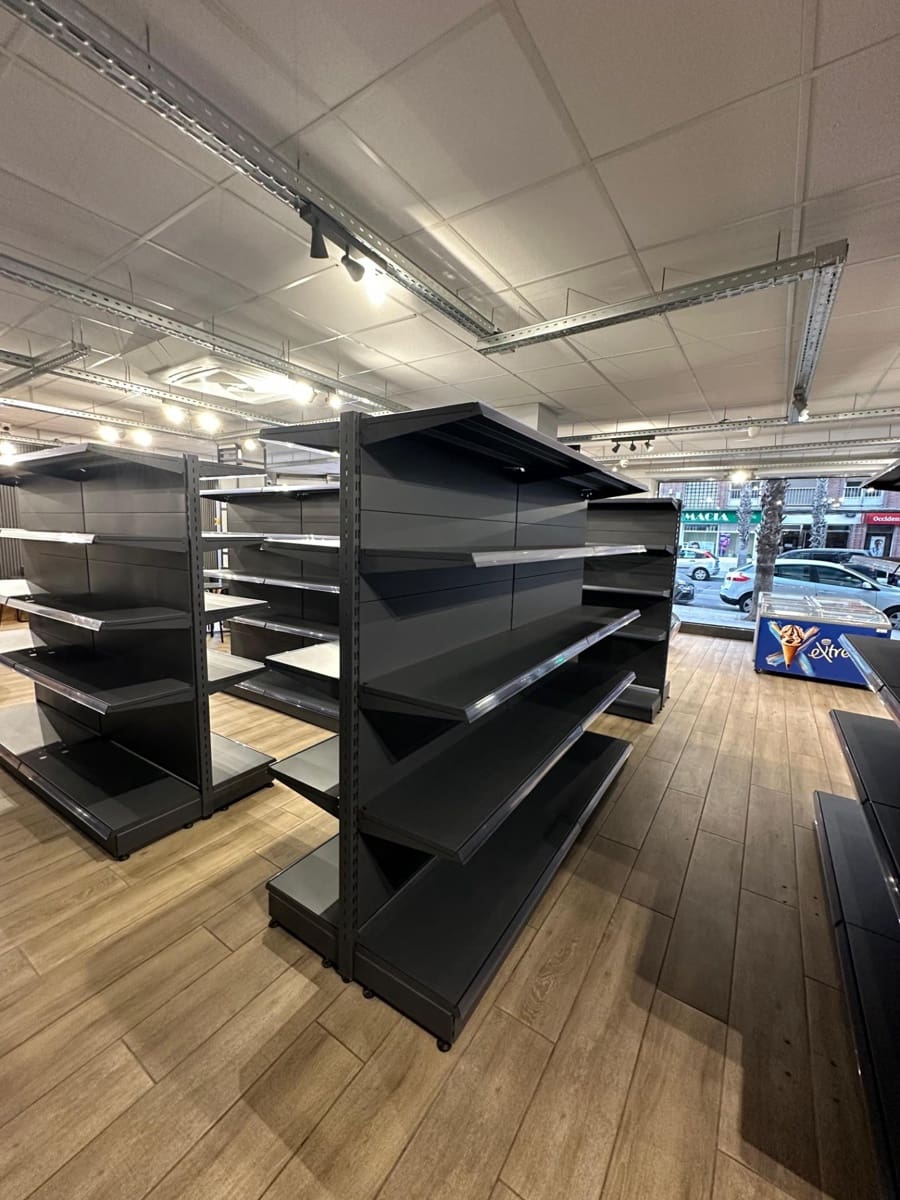 Kommersiell til salgs i Alicante by - € 209 000 (Ref: 9440124)