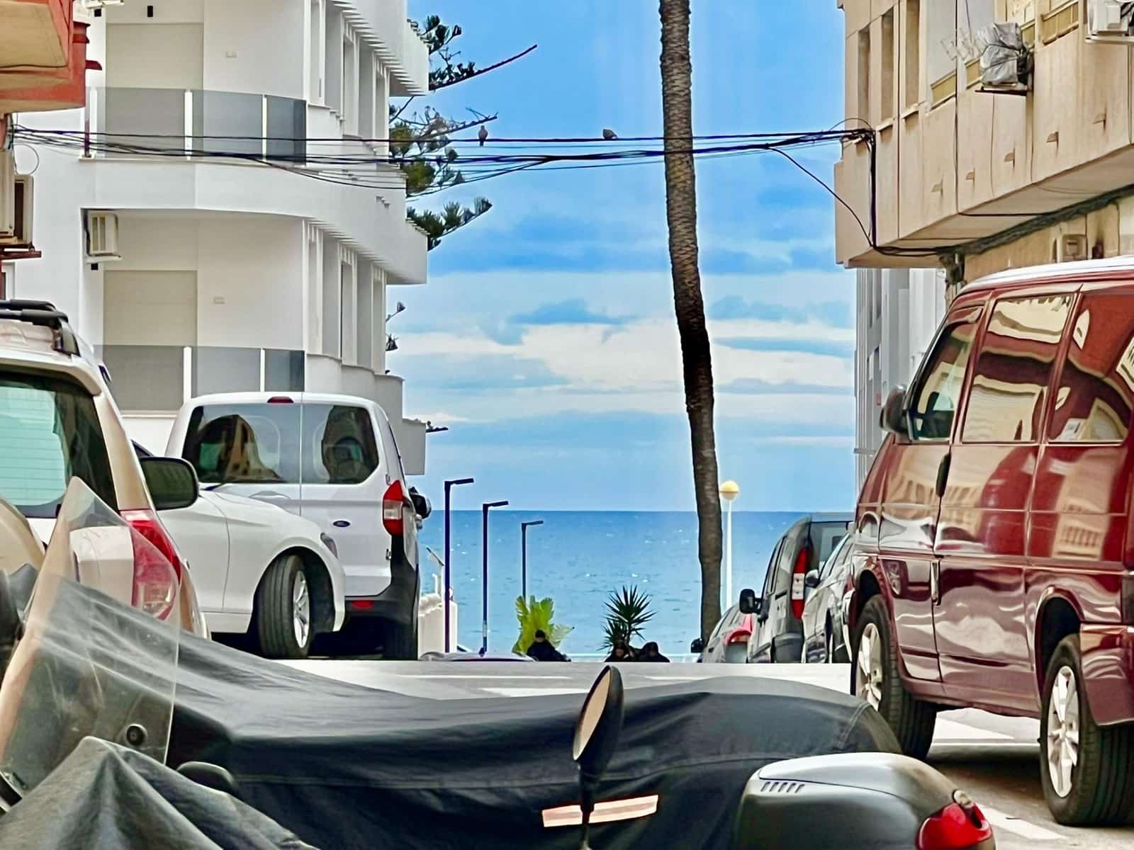 1 soverom Penthouse til salgs i Torrevieja med svømmebasseng garasje - € 119 900 (Ref: 9446332)