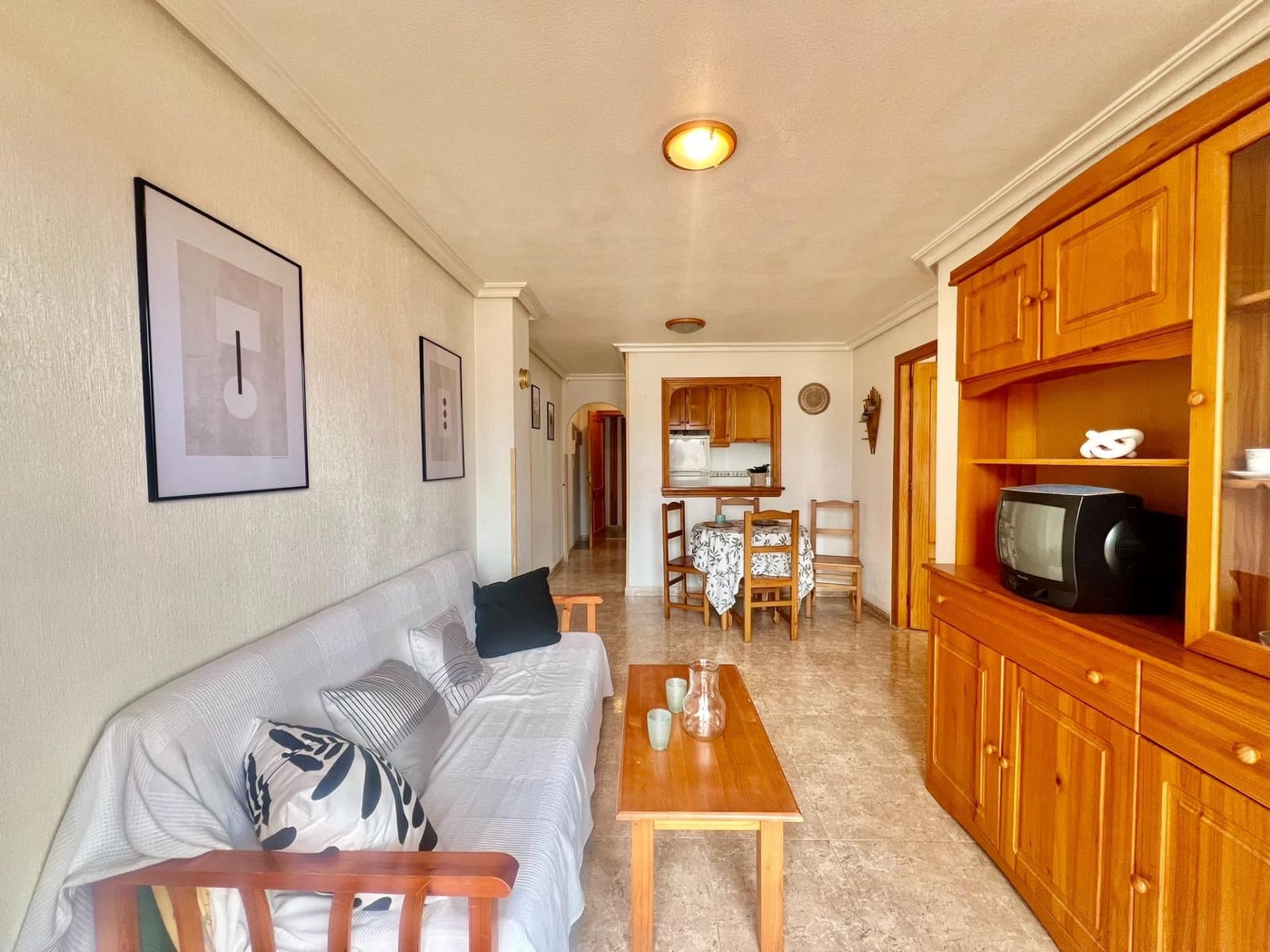 1 soverom Penthouse til salgs i Torrevieja med svømmebasseng garasje - € 119 900 (Ref: 9446332)