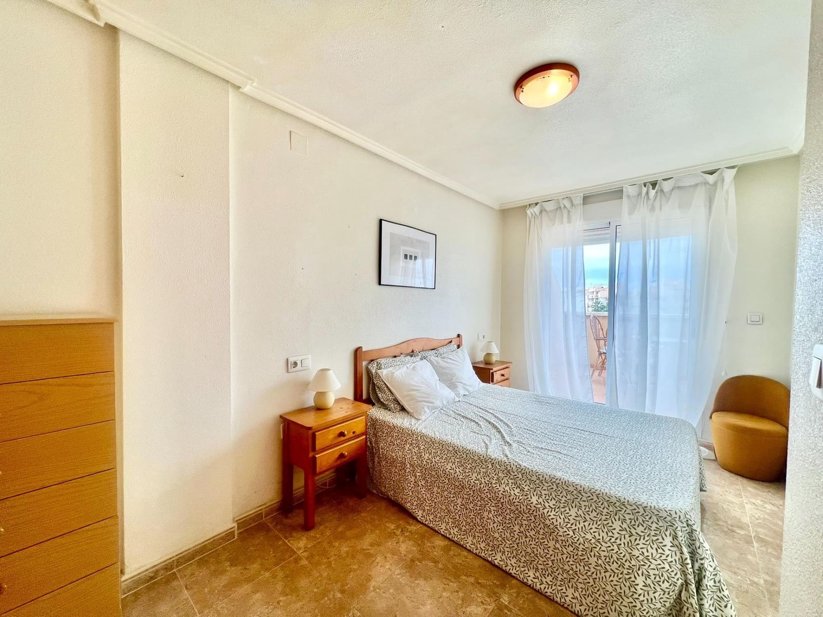 1 soverom Penthouse til salgs i Torrevieja med svømmebasseng garasje - € 119 900 (Ref: 9446332)