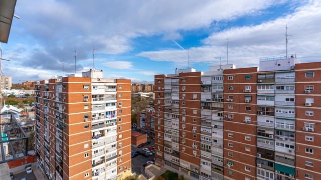 3 sypialnia Penthouse na sprzedaż w Pilar, Miasto Madryt - 470 000 € (Ref: 9446333)