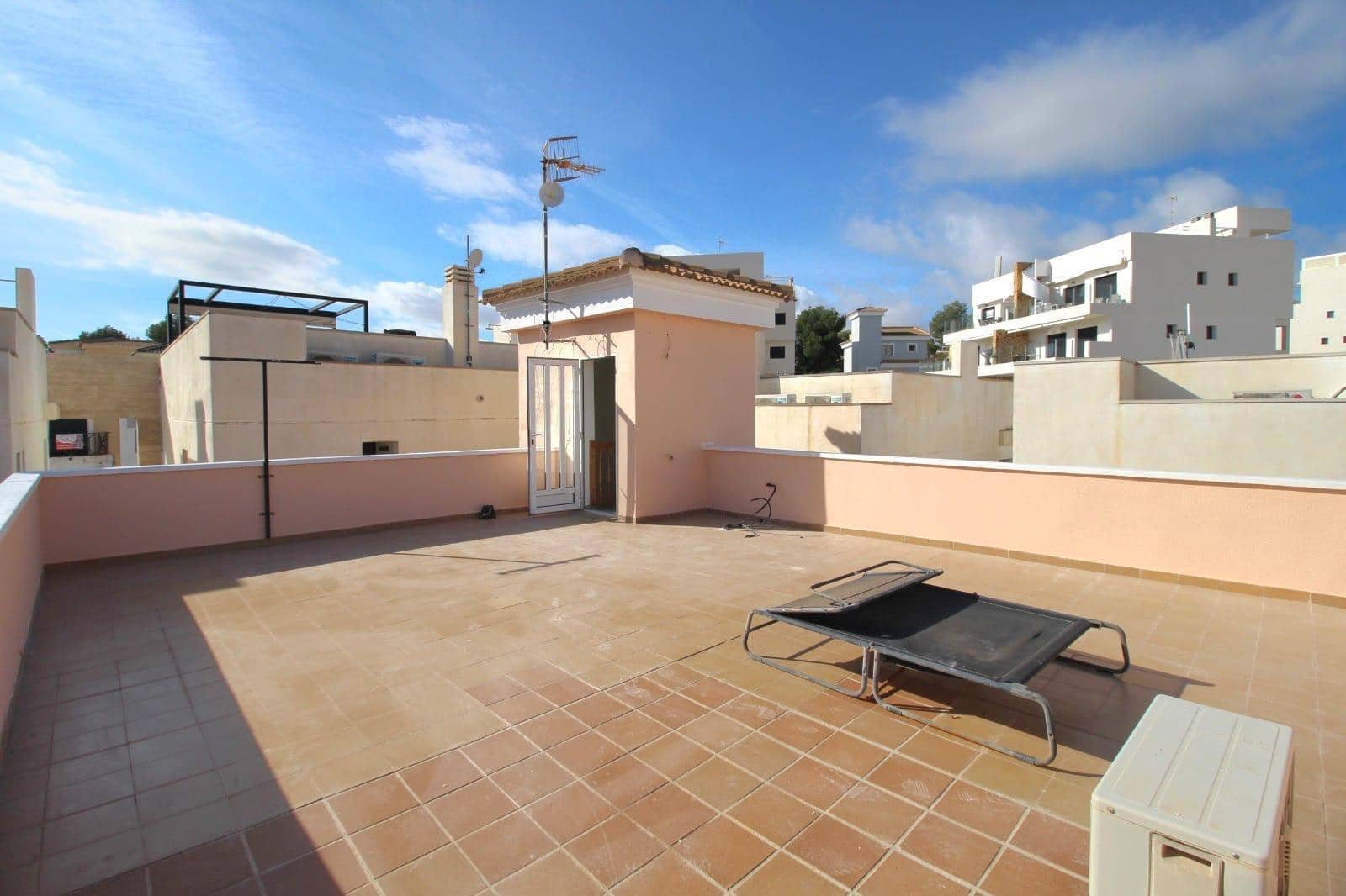 4 quarto Moradia para venda em Orihuela Costa - 250 000 € (Ref: 9449170)
