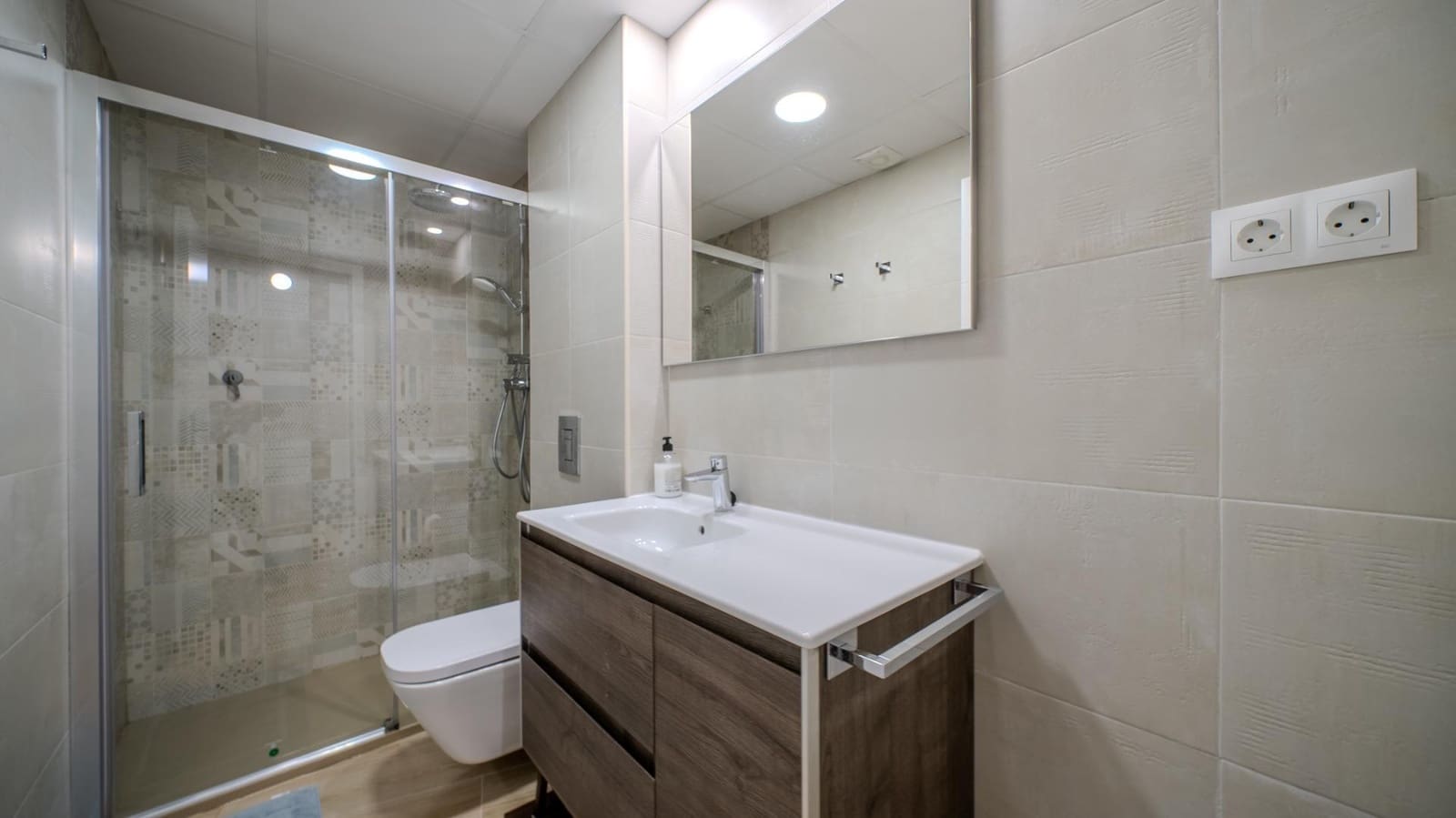 Apartamento de 2 habitaciones en La Villajoyosa / Vila Joiosa en venta - 224.000 € (Ref: 9449175)