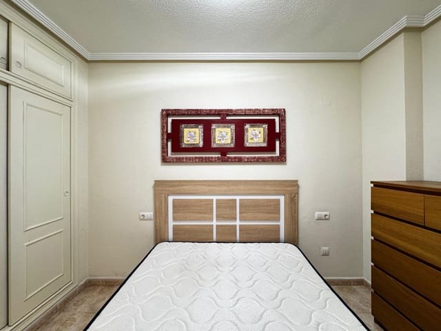 2 camera da letto Appartamento in vendita in Centro, Torrevieja con piscina - 127.000 € (Rif: 9449176)