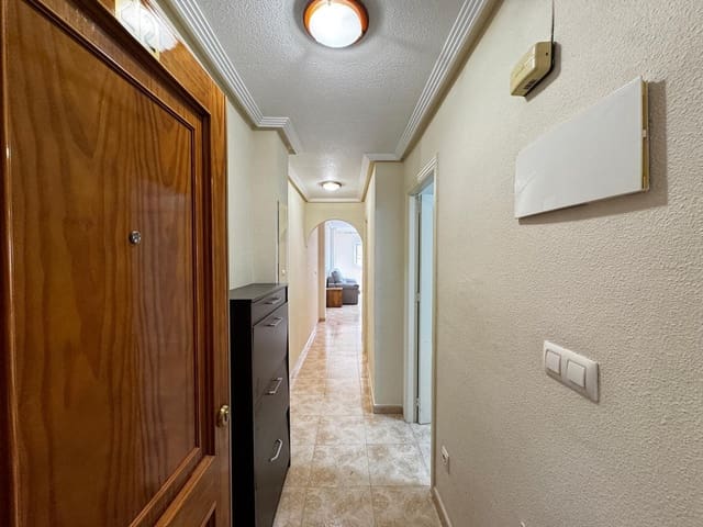 2 camera da letto Appartamento in vendita in Centro, Torrevieja con piscina - 127.000 € (Rif: 9449176)