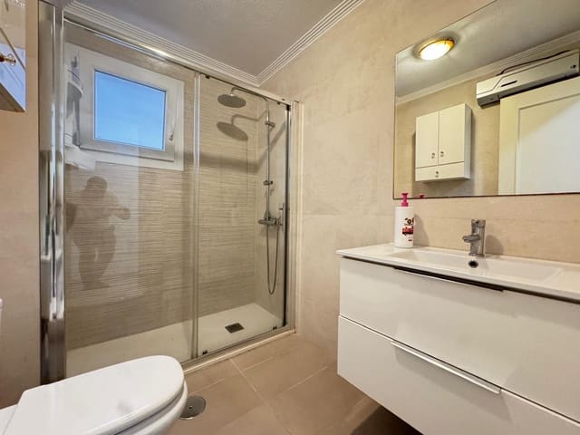 2 camera da letto Appartamento in vendita in Centro, Torrevieja con piscina - 127.000 € (Rif: 9449176)