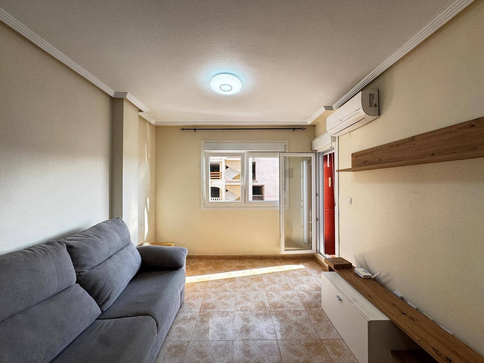 2 camera da letto Appartamento in vendita in Torrevieja con piscina - 127.000 € (Rif: 9449176)