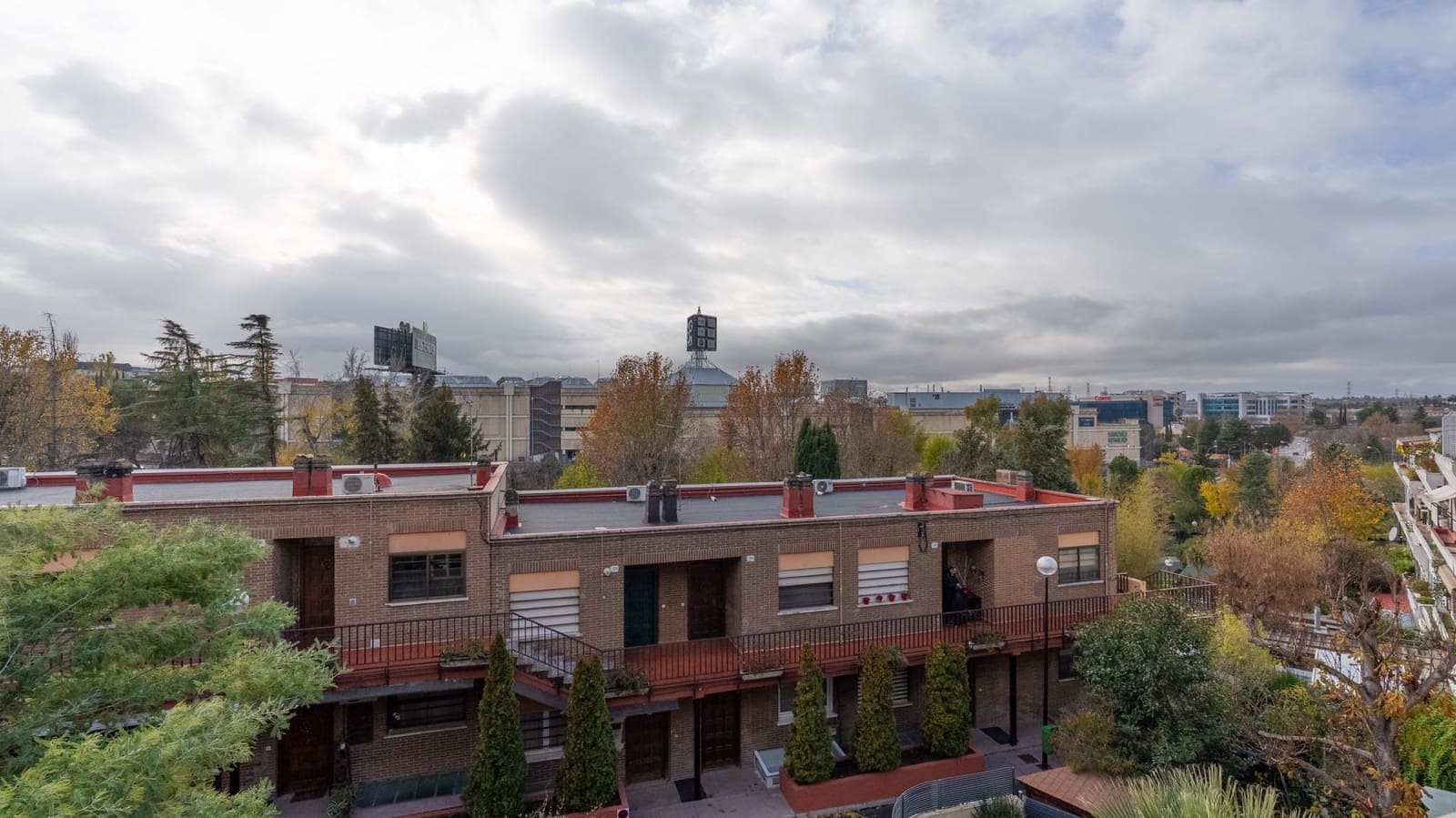 1 soveværelse Lejlighed til salg i Alcobendas med swimmingpool - € 382.000 (Ref: 9449178)