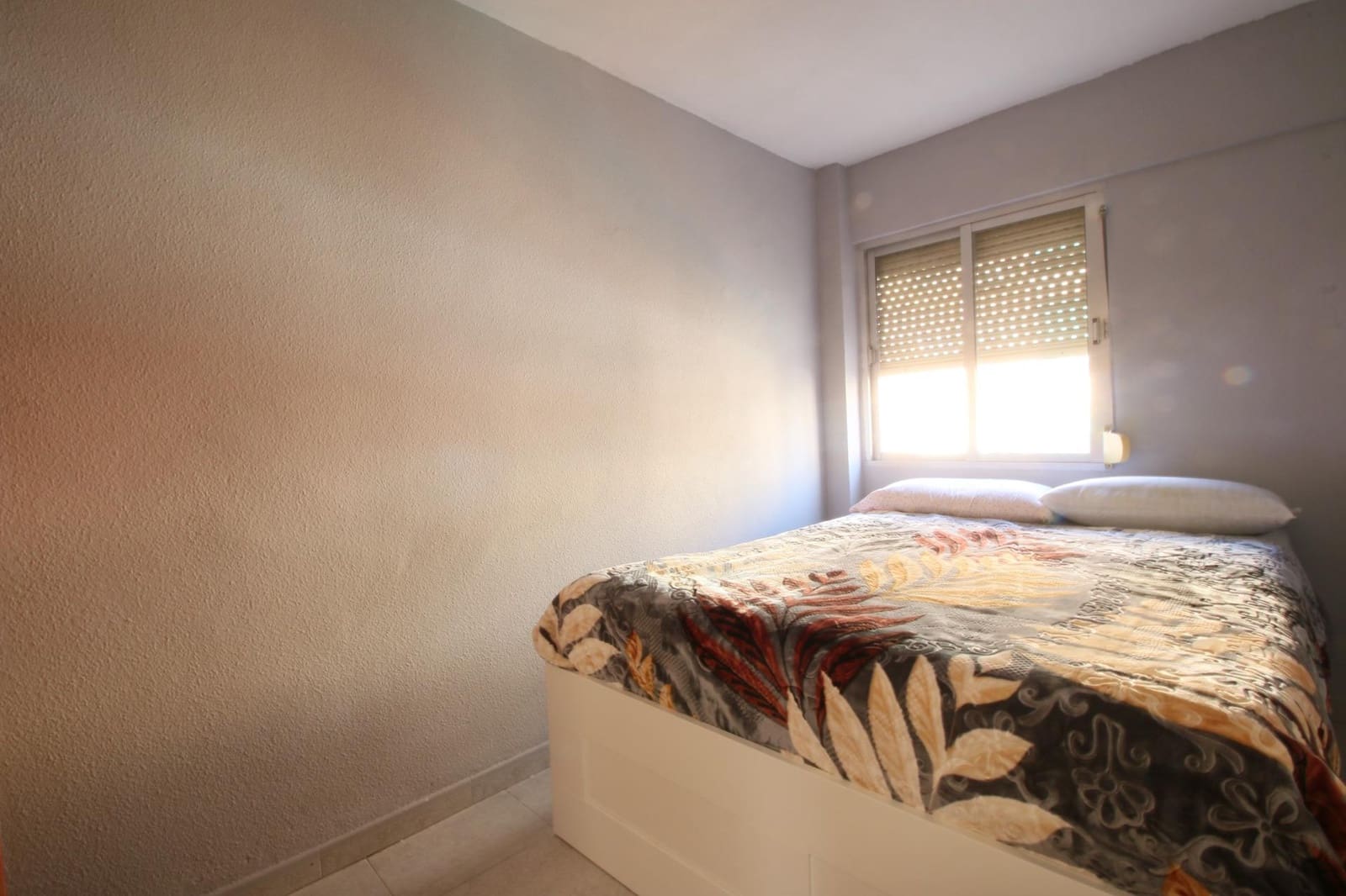 3 soverom Leilighet til salgs i Alicante by - € 70 000 (Ref: 9450871)