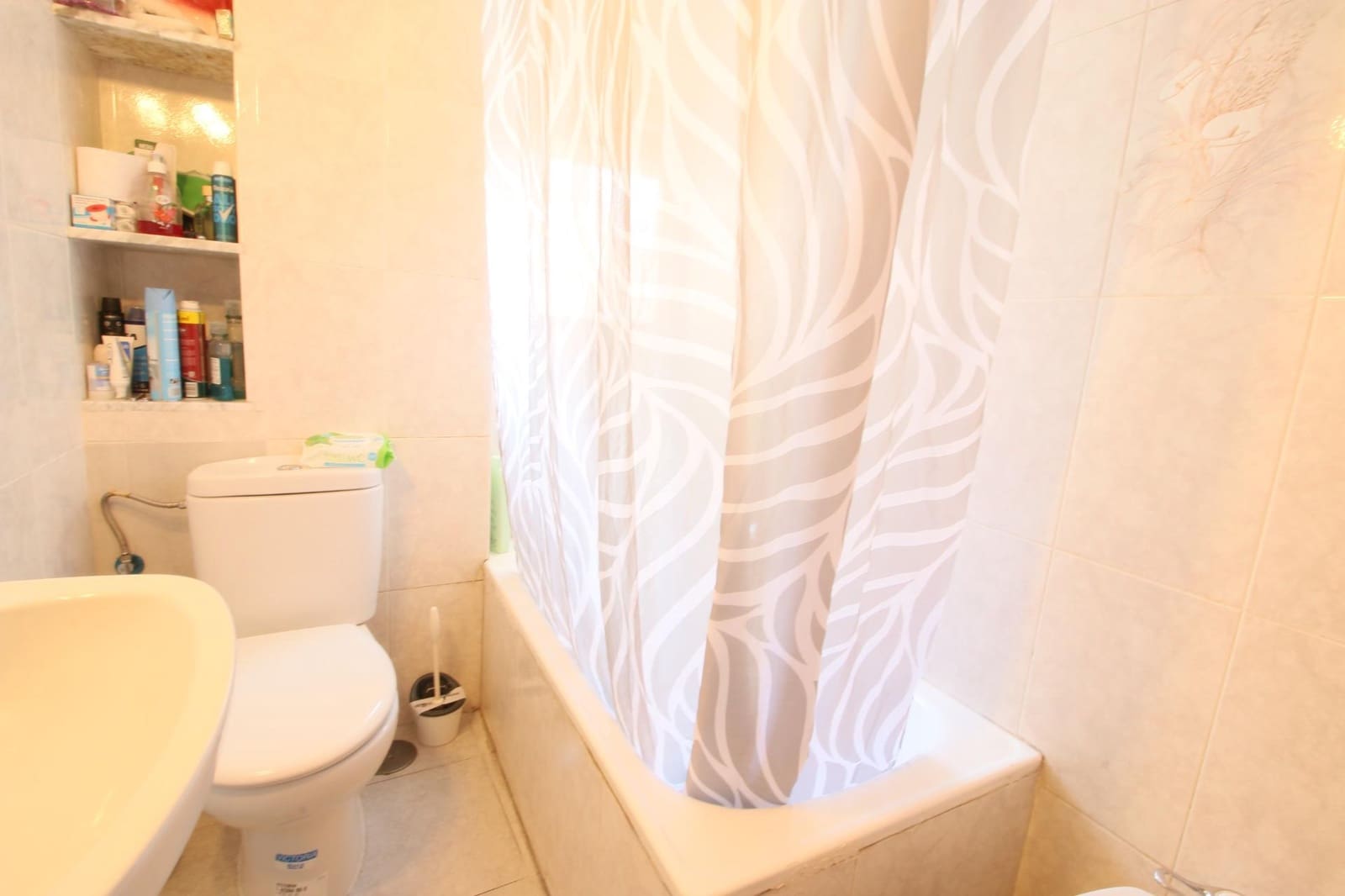 3 soverom Leilighet til salgs i Alicante by - € 70 000 (Ref: 9450871)