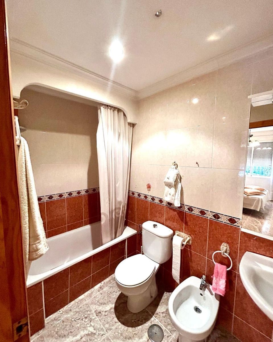 Apartamento de 3 habitaciones en Torrevieja en venta - 145.000 € (Ref: 9450872)