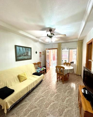 Apartamento de 3 habitaciones en Torrevieja en venta - 145.000 € (Ref: 9450872)