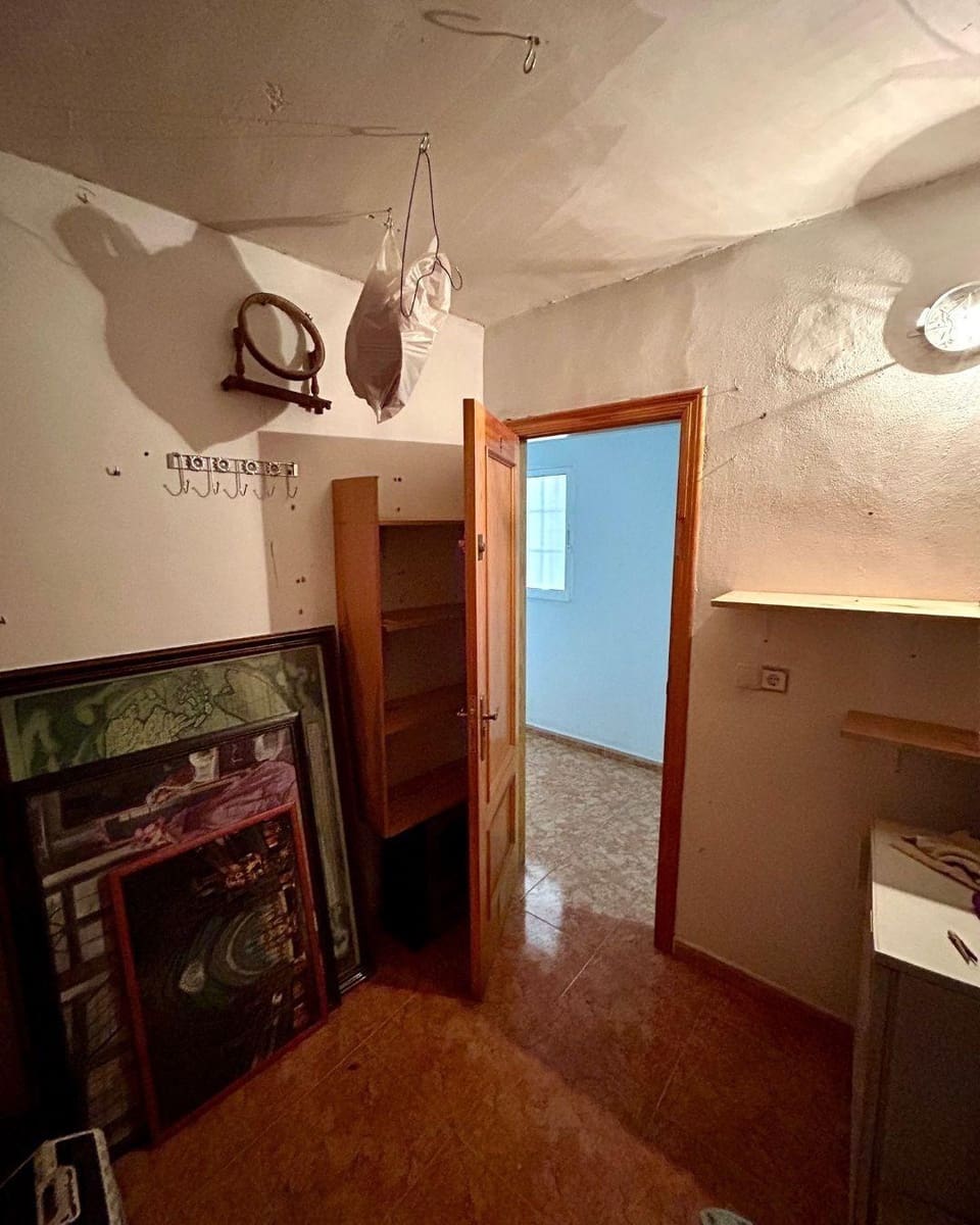 2 quarto Apartamento para venda em Torrevieja com piscina - 139 900 € (Ref: 9450873)