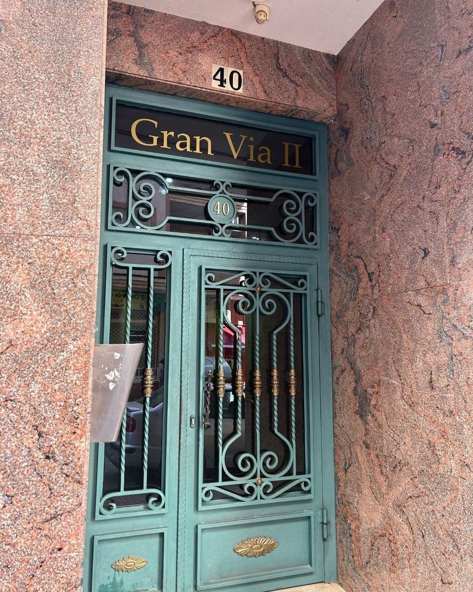 2 quarto Apartamento para venda em Torrevieja com piscina - 139 900 € (Ref: 9450873)