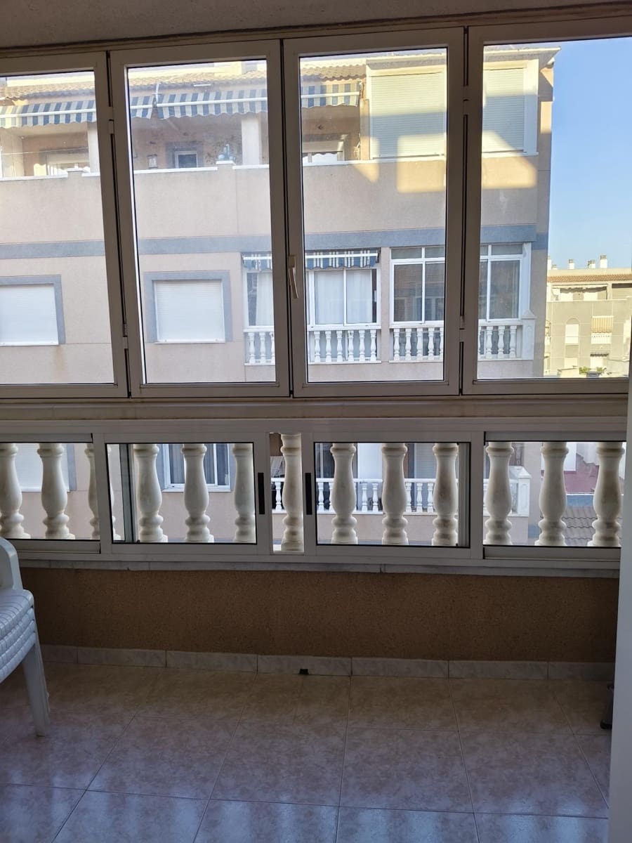 2 chambre Appartement à vendre à Torrevieja - 125 900 € (Ref: 9456256)