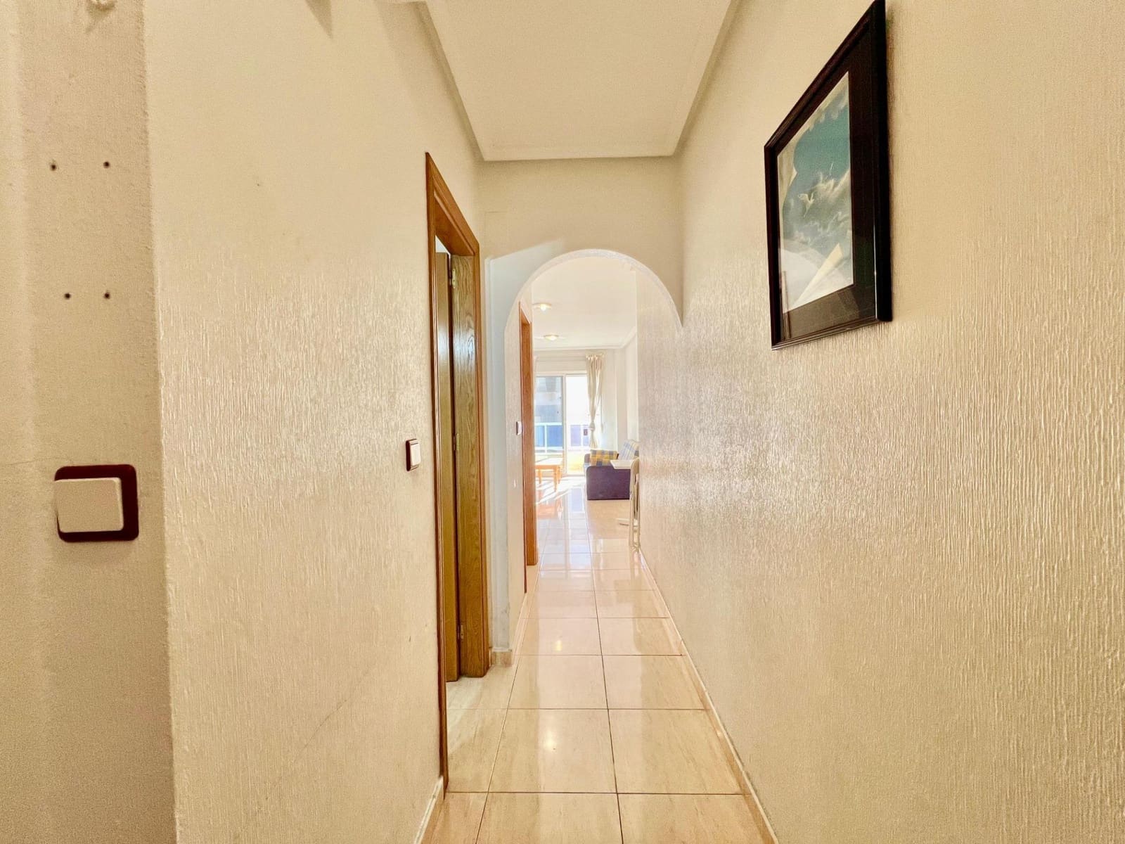 Apartamento de 2 habitaciones en Torrevieja en venta - 142.000 € (Ref: 9456259)