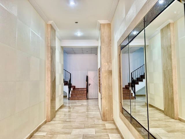 Apartamento de 2 habitaciones en Playa del Cura, Torrevieja en venta - 142.000 € (Ref: 9456259)