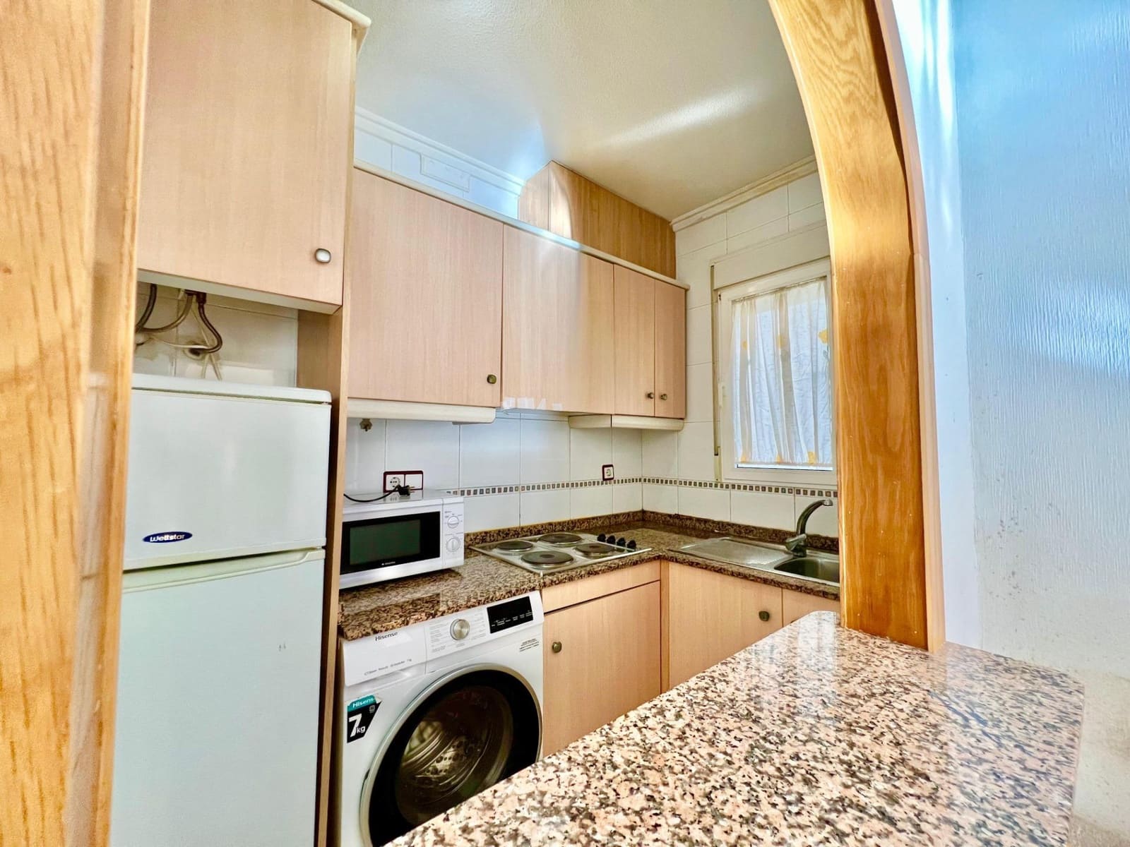 Apartamento de 2 habitaciones en Torrevieja en venta - 142.000 € (Ref: 9456259)