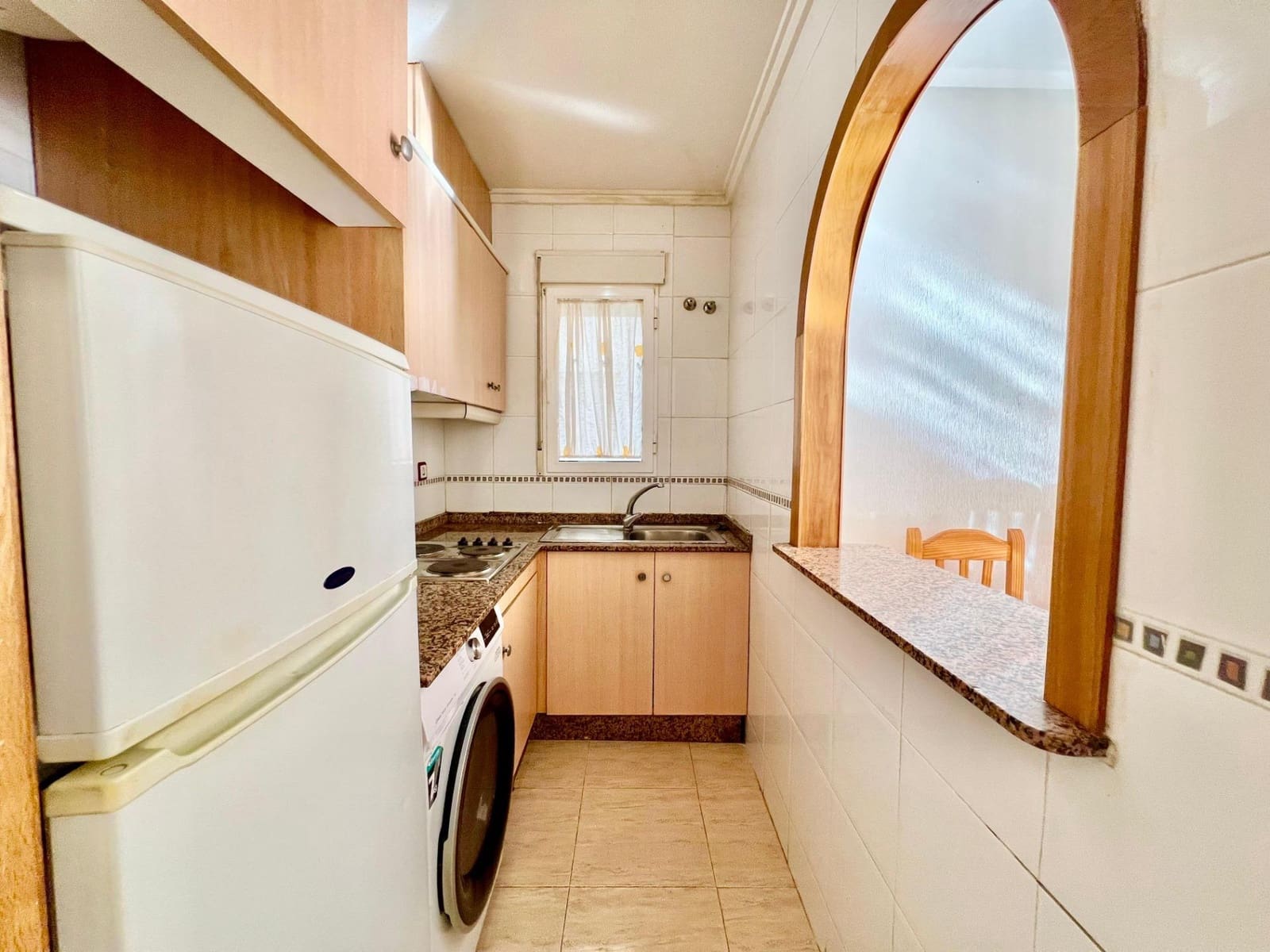 Apartamento de 2 habitaciones en Torrevieja en venta - 142.000 € (Ref: 9456259)