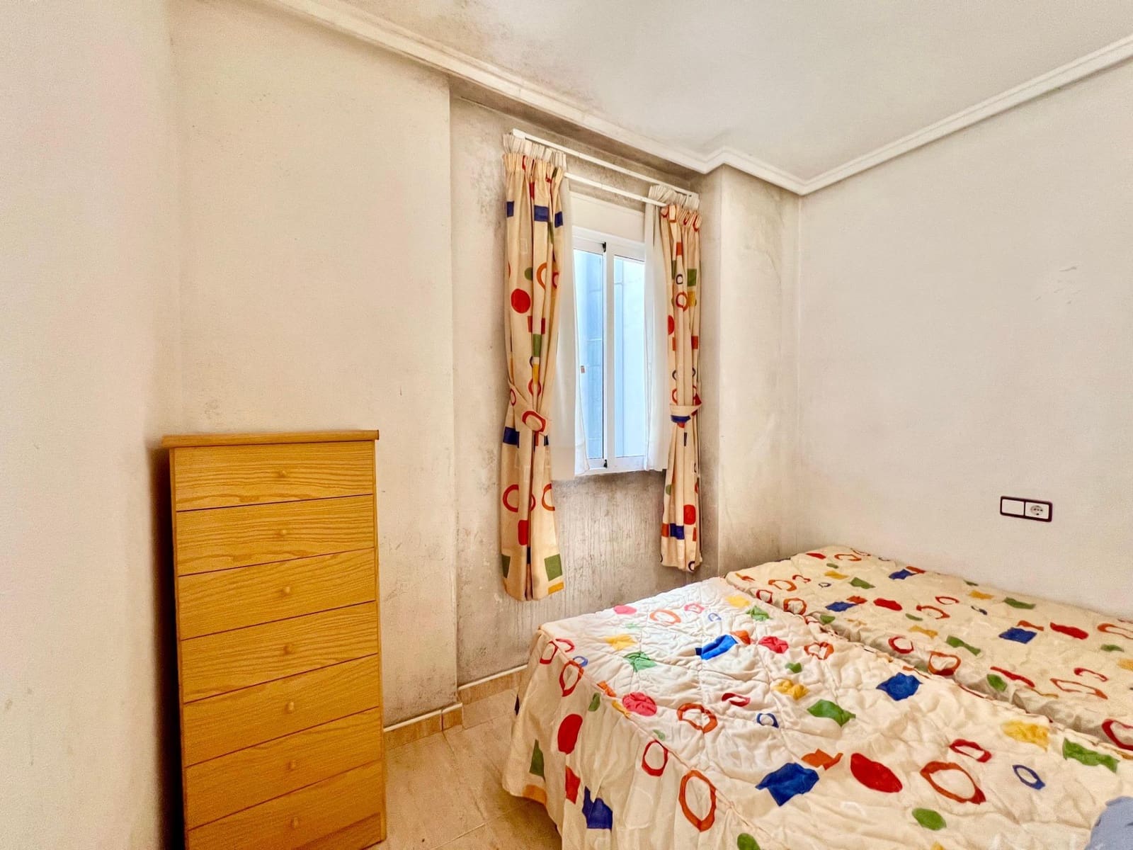 Apartamento de 2 habitaciones en Torrevieja en venta - 142.000 € (Ref: 9456259)