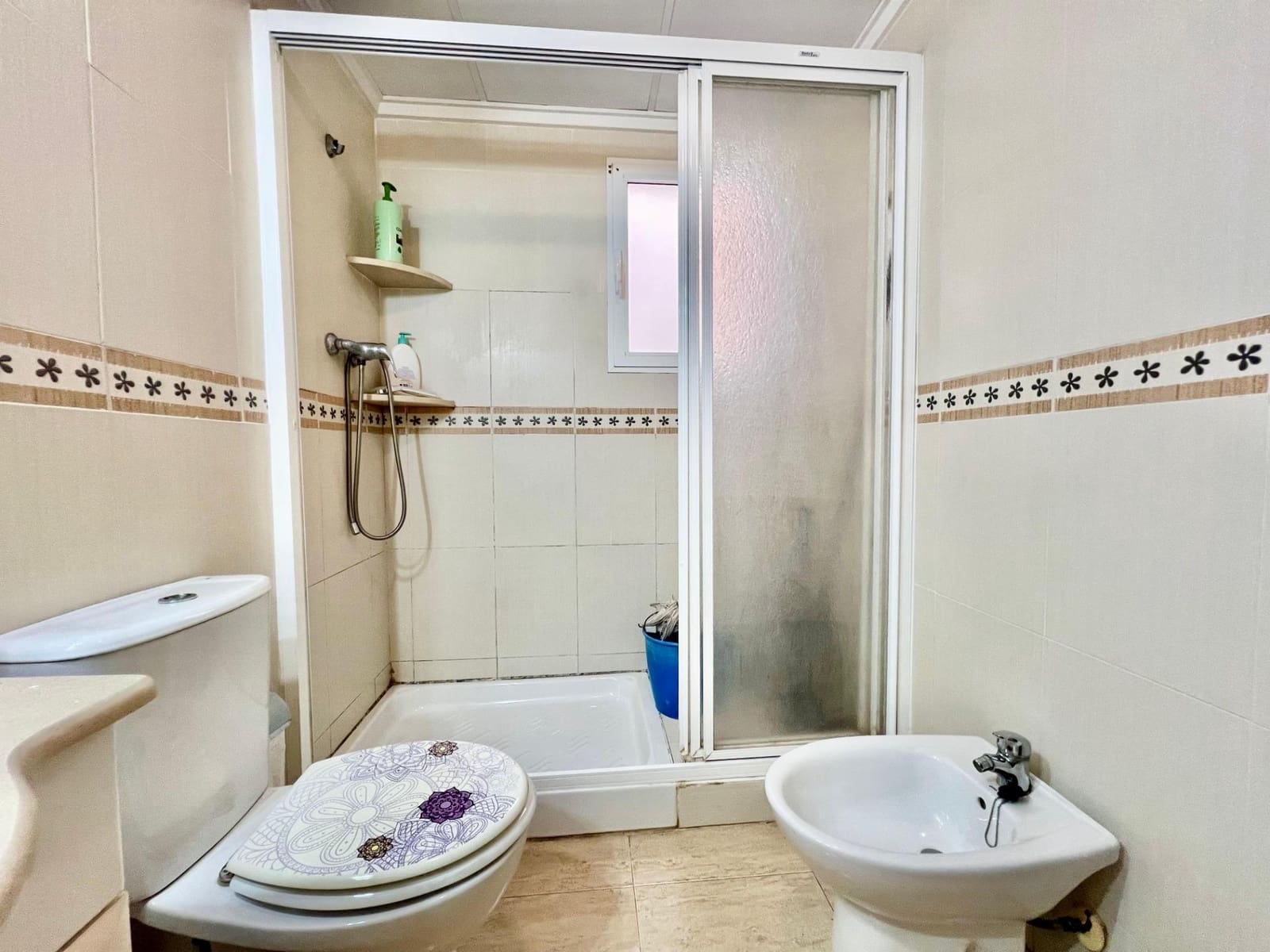 Apartamento de 2 habitaciones en Torrevieja en venta - 142.000 € (Ref: 9456259)