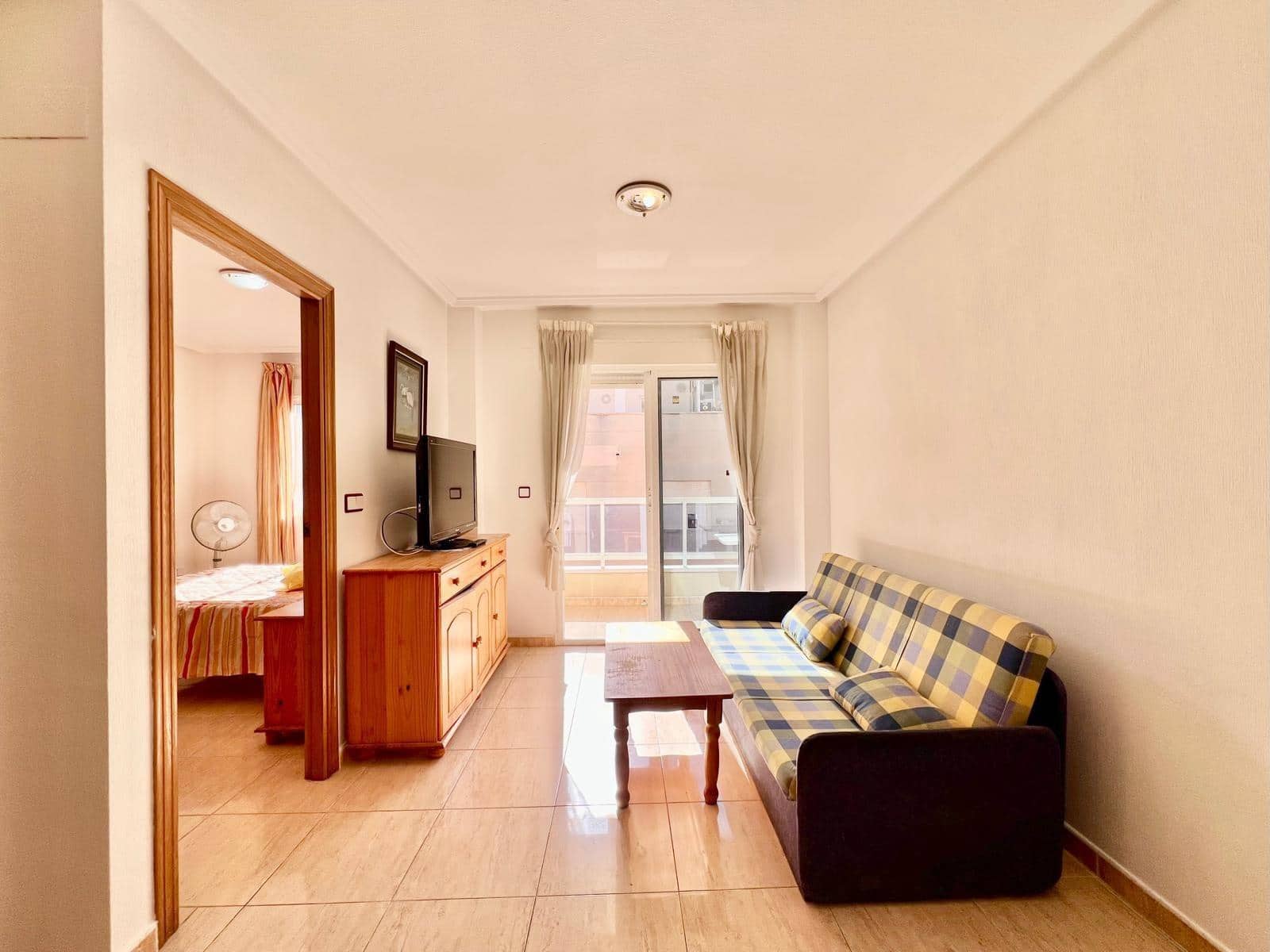 2 quarto Apartamento para venda em Torrevieja - 142 000 € (Ref: 9456259)