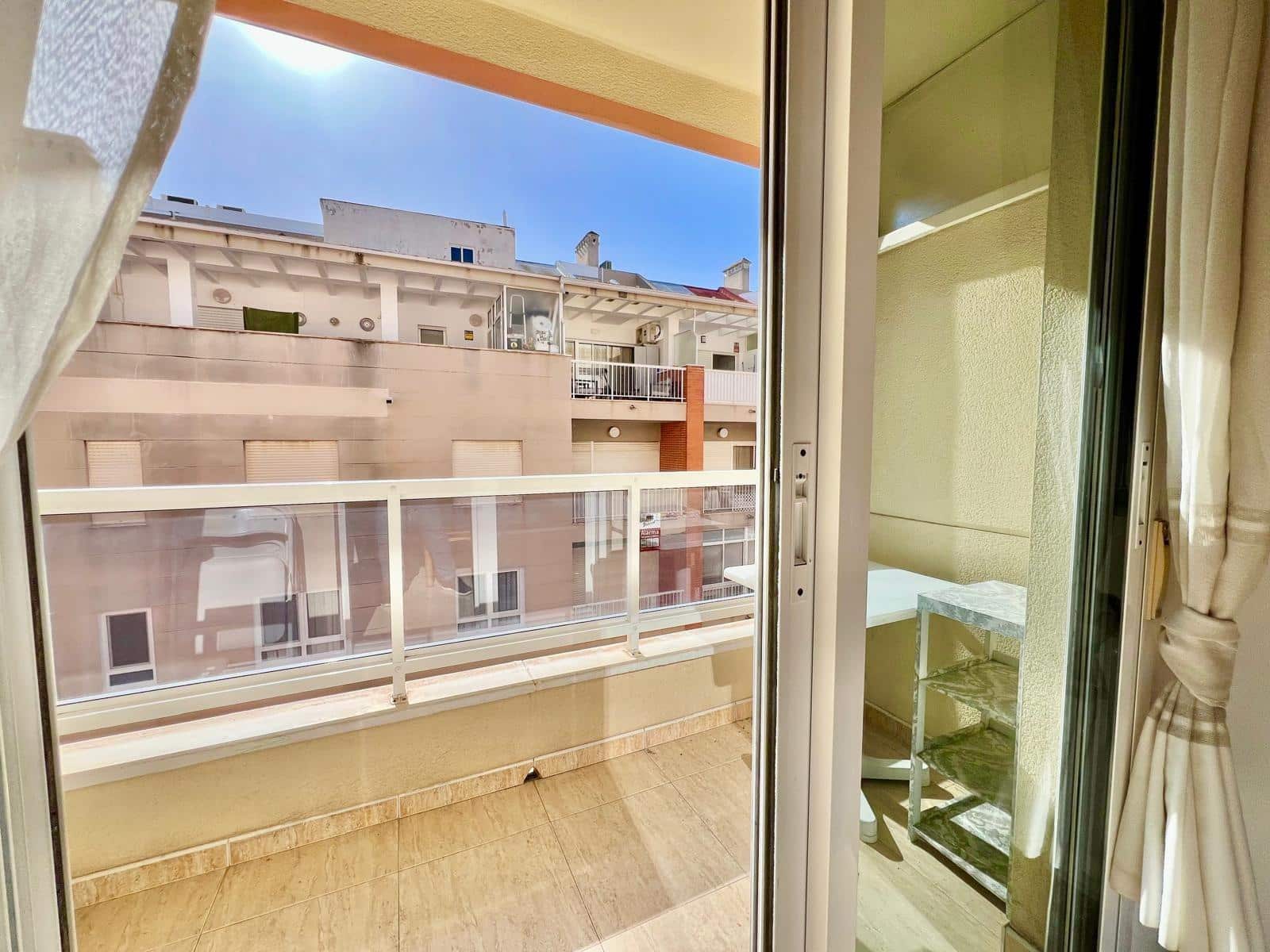 2 quarto Apartamento para venda em Torrevieja - 142 000 € (Ref: 9456259)