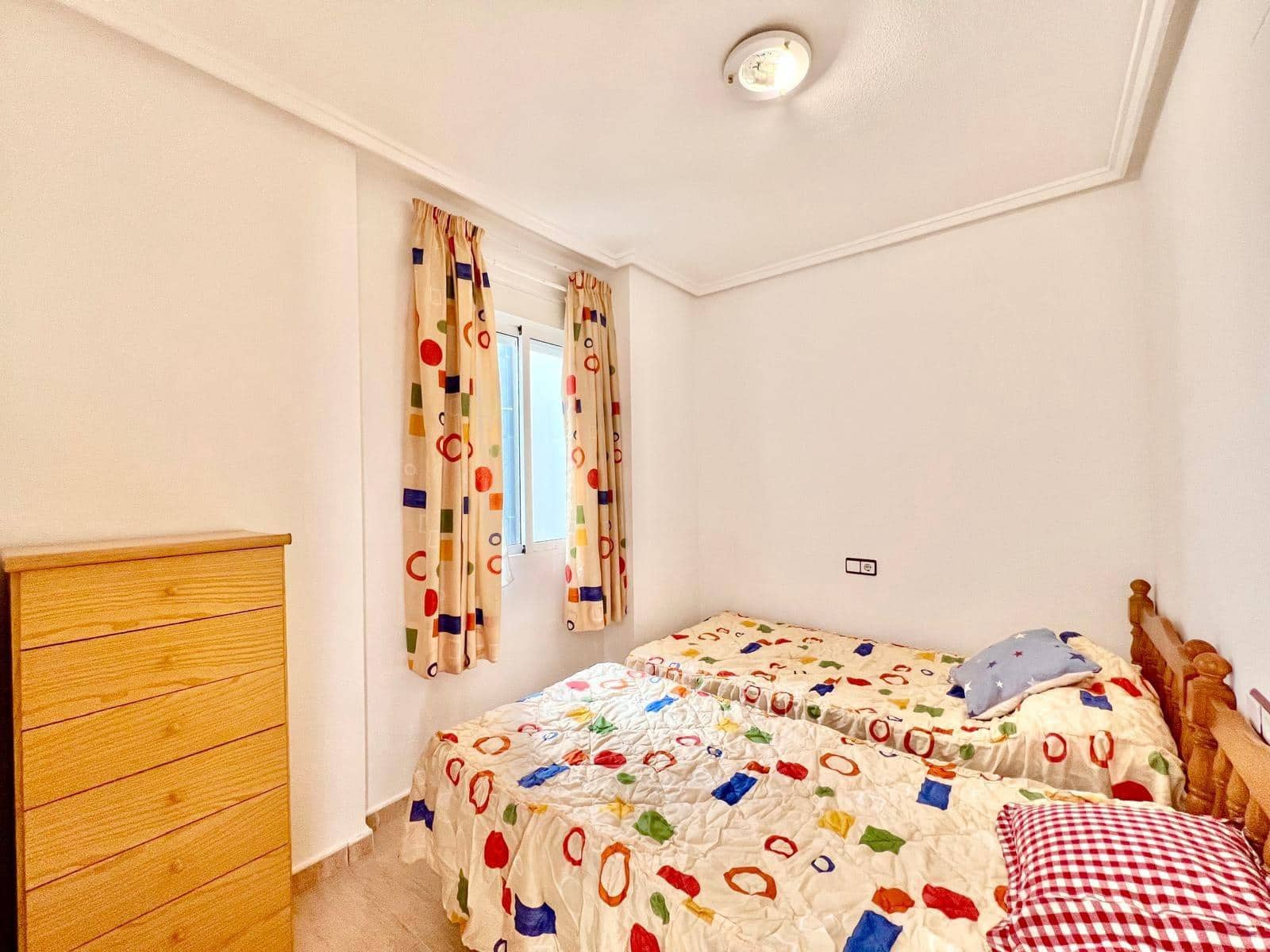 2 quarto Apartamento para venda em Torrevieja - 142 000 € (Ref: 9456259)