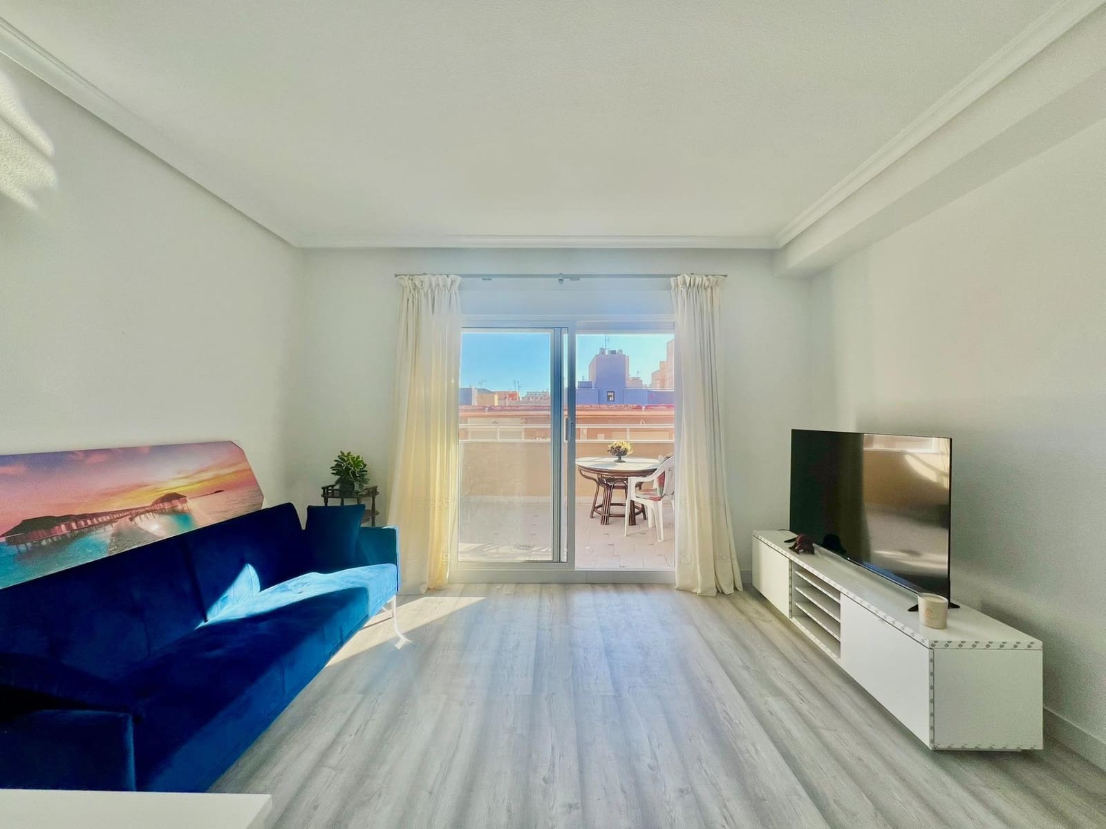 Apartamento de 2 habitaciones en Torrevieja en venta - 177.000 € (Ref: 9456260)