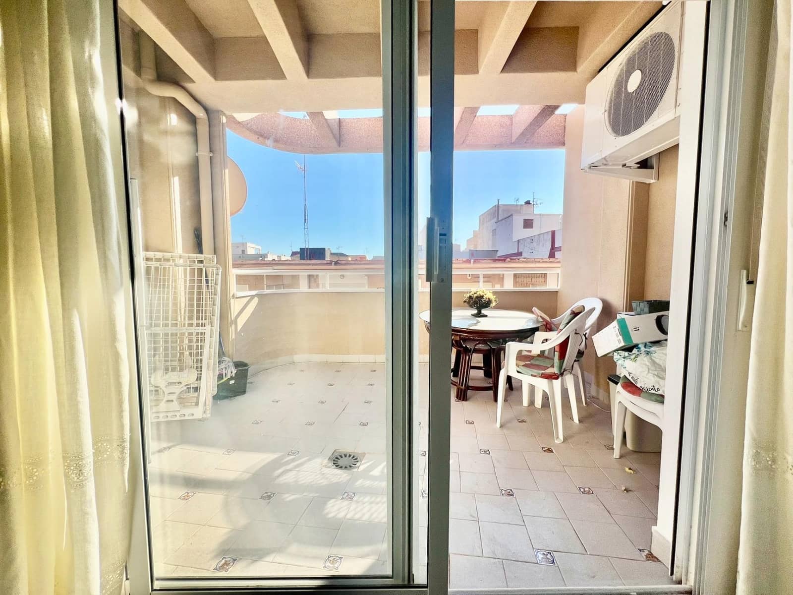 Apartamento de 2 habitaciones en Torrevieja en venta - 177.000 € (Ref: 9456260)