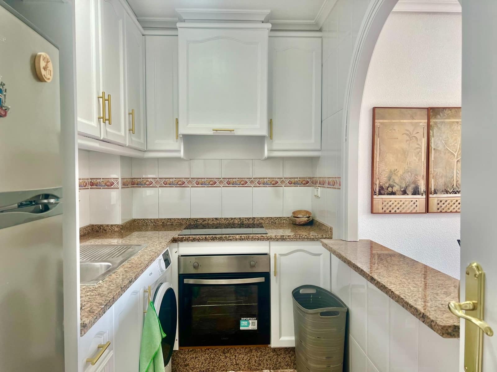 Apartamento de 2 habitaciones en Torrevieja en venta - 177.000 € (Ref: 9456260)