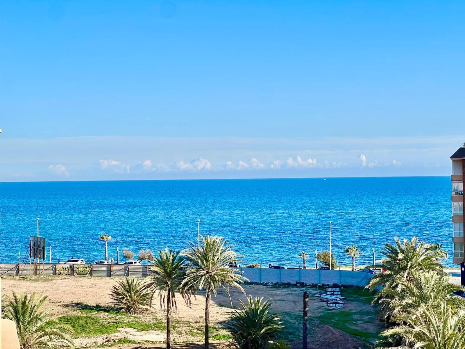 Apartamento de 2 habitaciones en Torrevieja en venta - 177.000 € (Ref: 9456260)