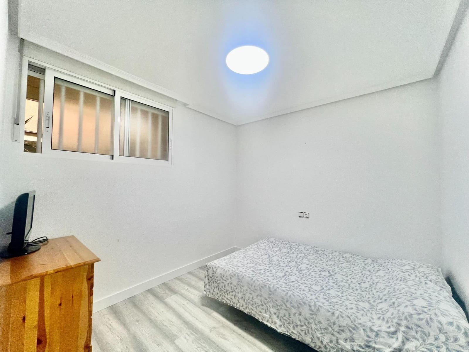 Apartamento de 2 habitaciones en Torrevieja en venta - 177.000 € (Ref: 9456260)